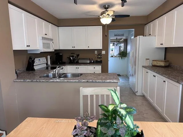 Photo 7 of 18 Shoreline Drive, Bracebridge, Macaulay — HOMEH