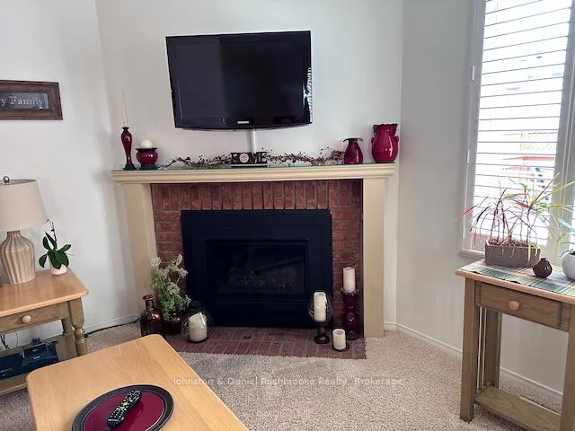Photo 14 of 18 Shoreline Drive, Bracebridge, Macaulay — HOMEH