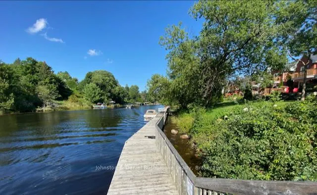 Photo 37 of 18 Shoreline Drive, Bracebridge, Macaulay — HOMEH