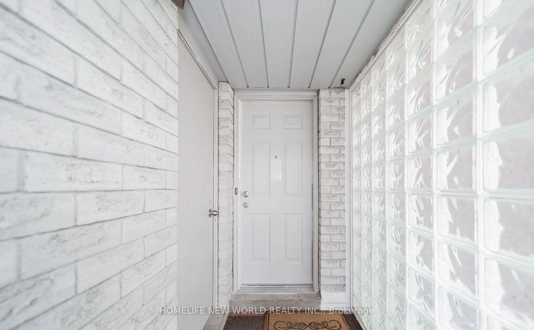 Photo 2 of 86 Stather Crescent, Markham, Milliken Mills East — HOMEH