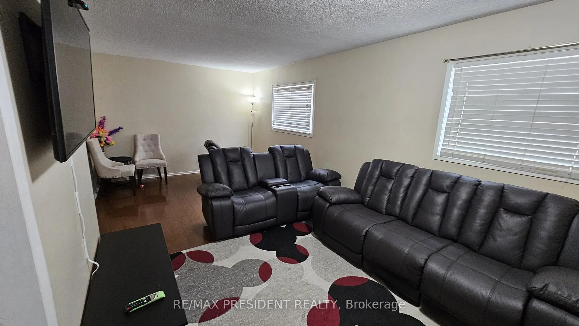 Photo 3 of 1 Shenstone Avenue, Brampton, Heart Lake West — HOMEH