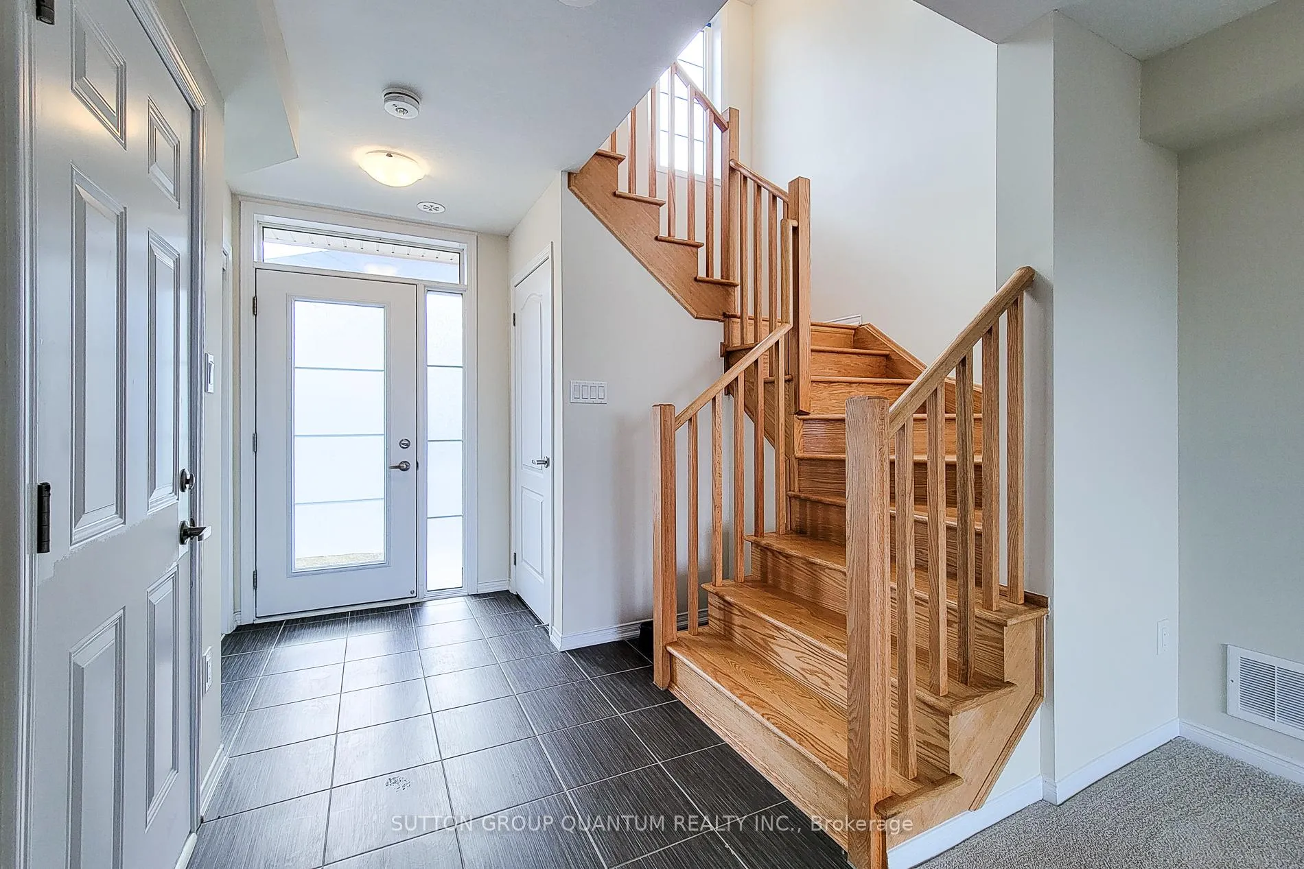 Photo 5 of 21 Utter Place, Hamilton, Stoney Creek — HOMEH