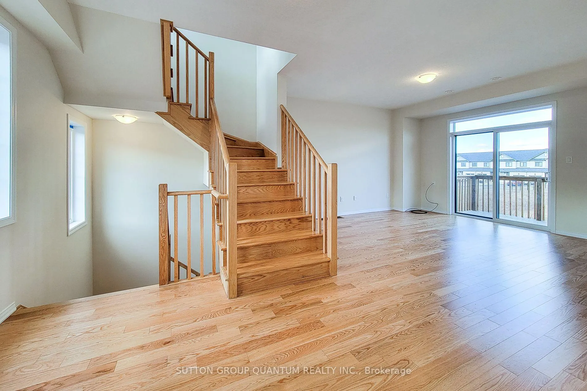 Photo 9 of 21 Utter Place, Hamilton, Stoney Creek — HOMEH