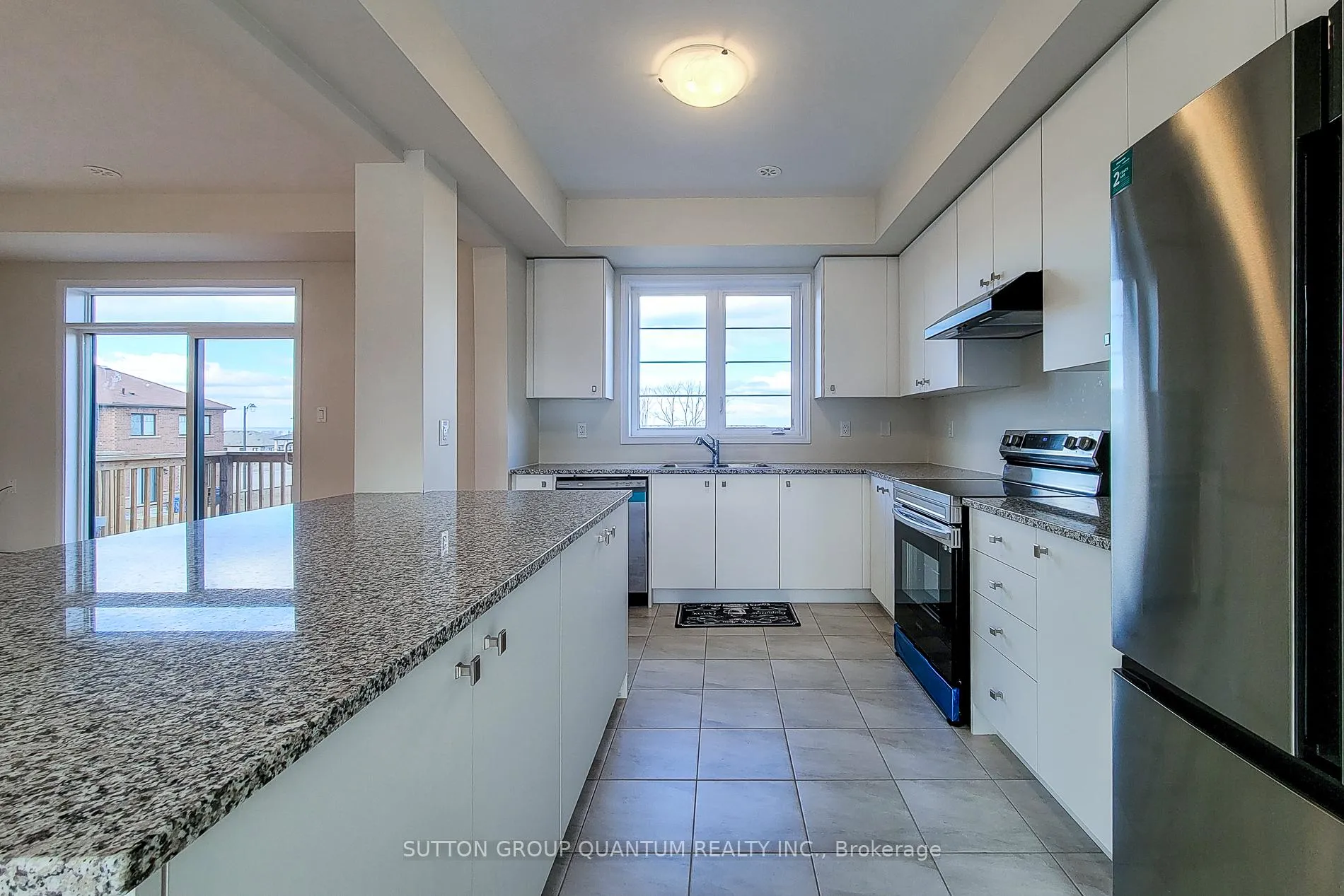 Photo 13 of 21 Utter Place, Hamilton, Stoney Creek — HOMEH