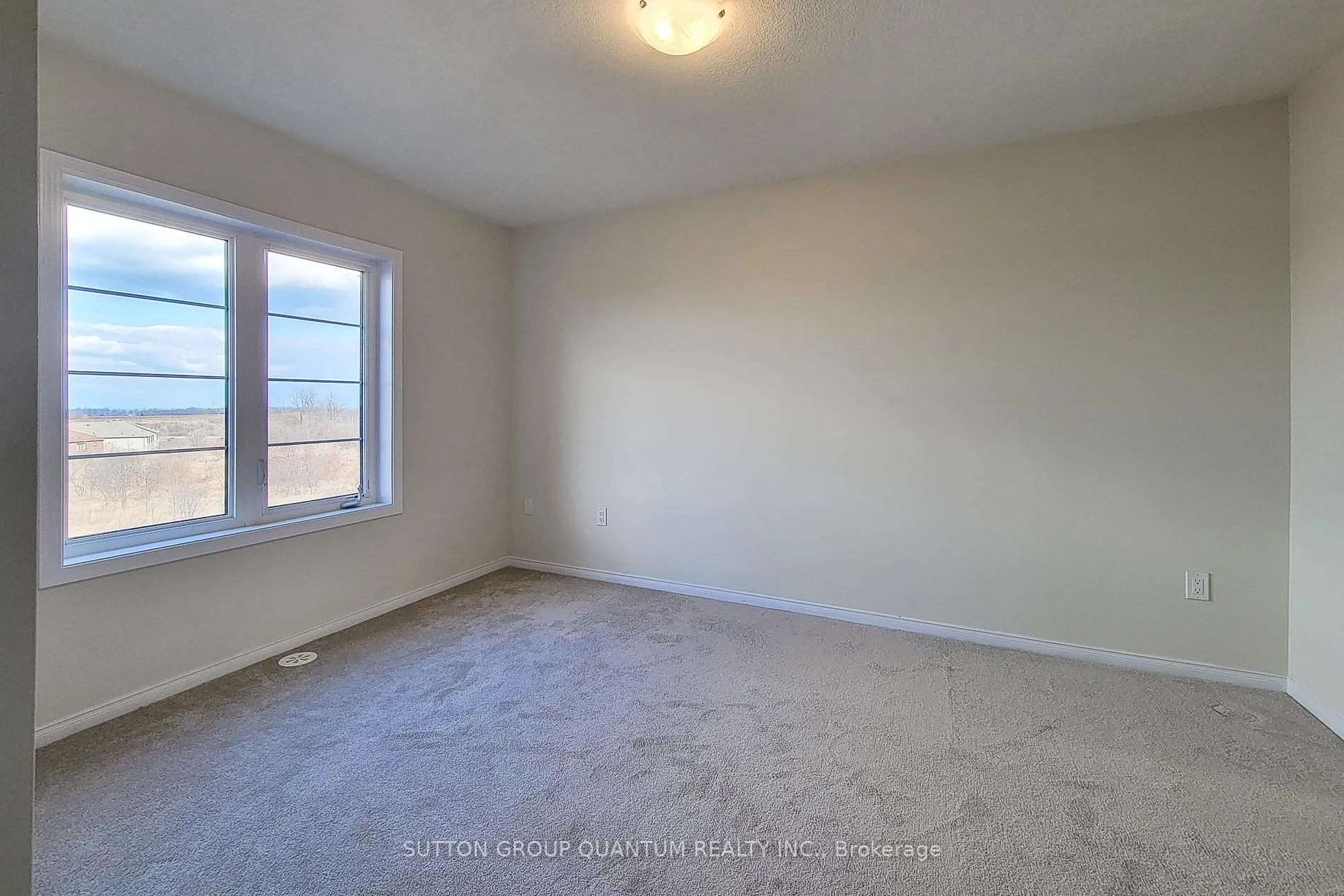 Photo 24 of 21 Utter Place, Hamilton, Stoney Creek — HOMEH