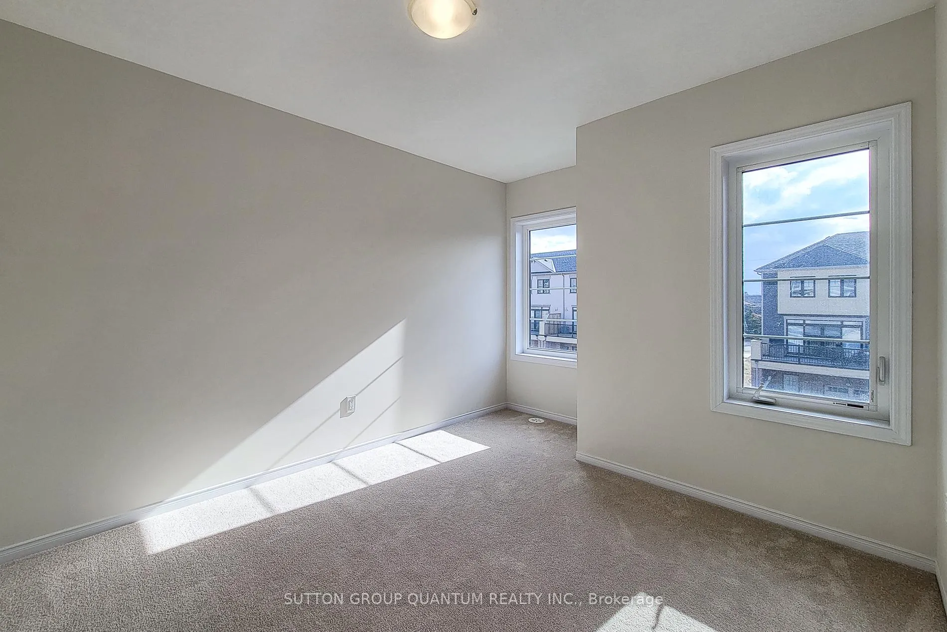 Photo 29 of 21 Utter Place, Hamilton, Stoney Creek — HOMEH