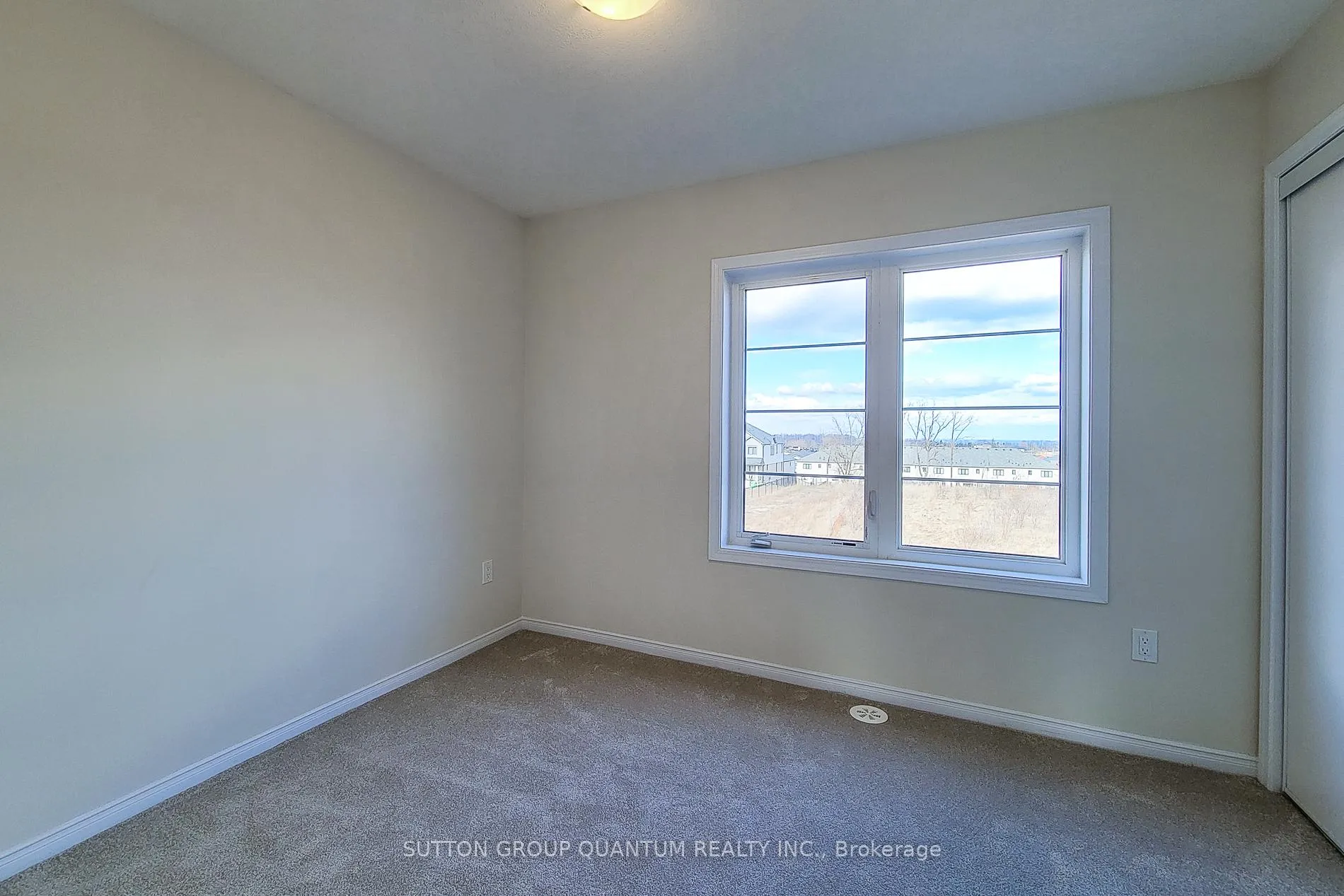 Photo 33 of 21 Utter Place, Hamilton, Stoney Creek — HOMEH