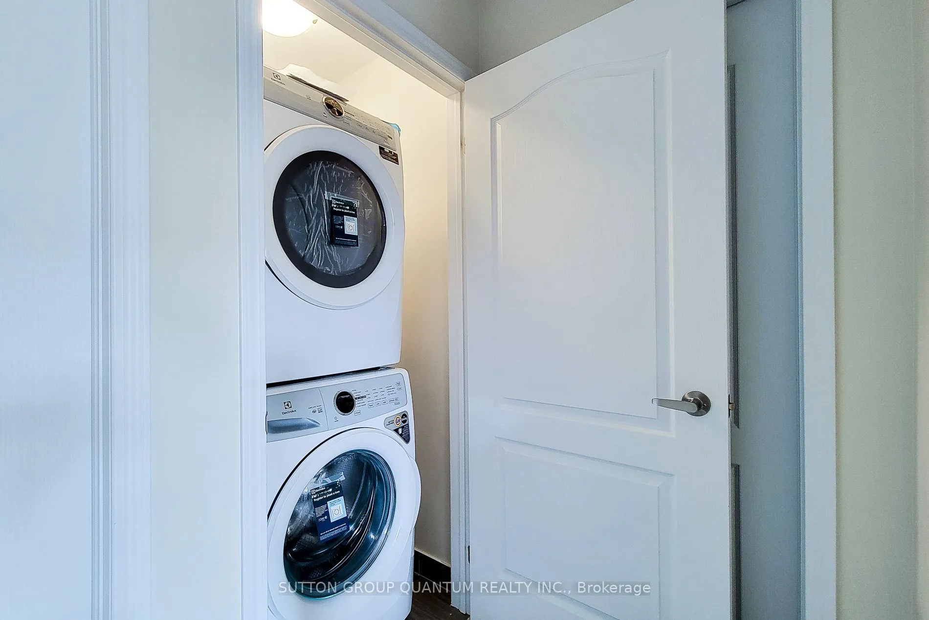 Photo 35 of 21 Utter Place, Hamilton, Stoney Creek — HOMEH