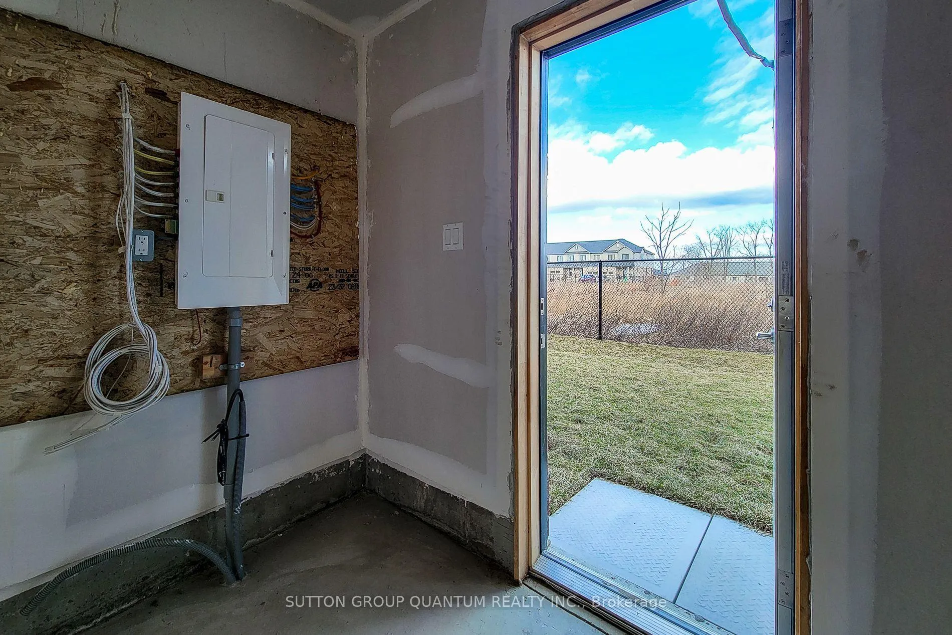 Photo 38 of 21 Utter Place, Hamilton, Stoney Creek — HOMEH