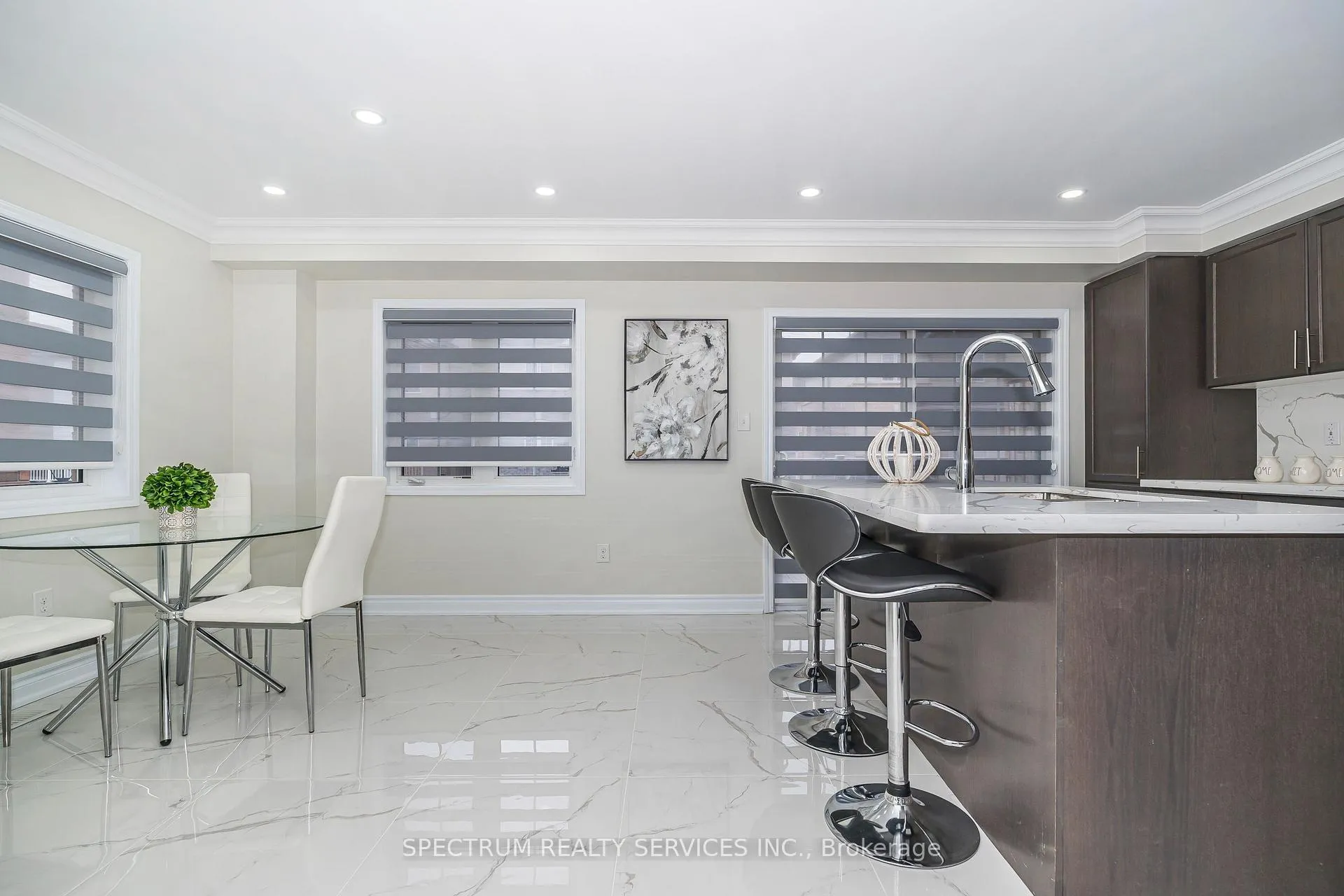 Photo 17 of 12 Camilleri Road, Ajax, Central East — HOMEH