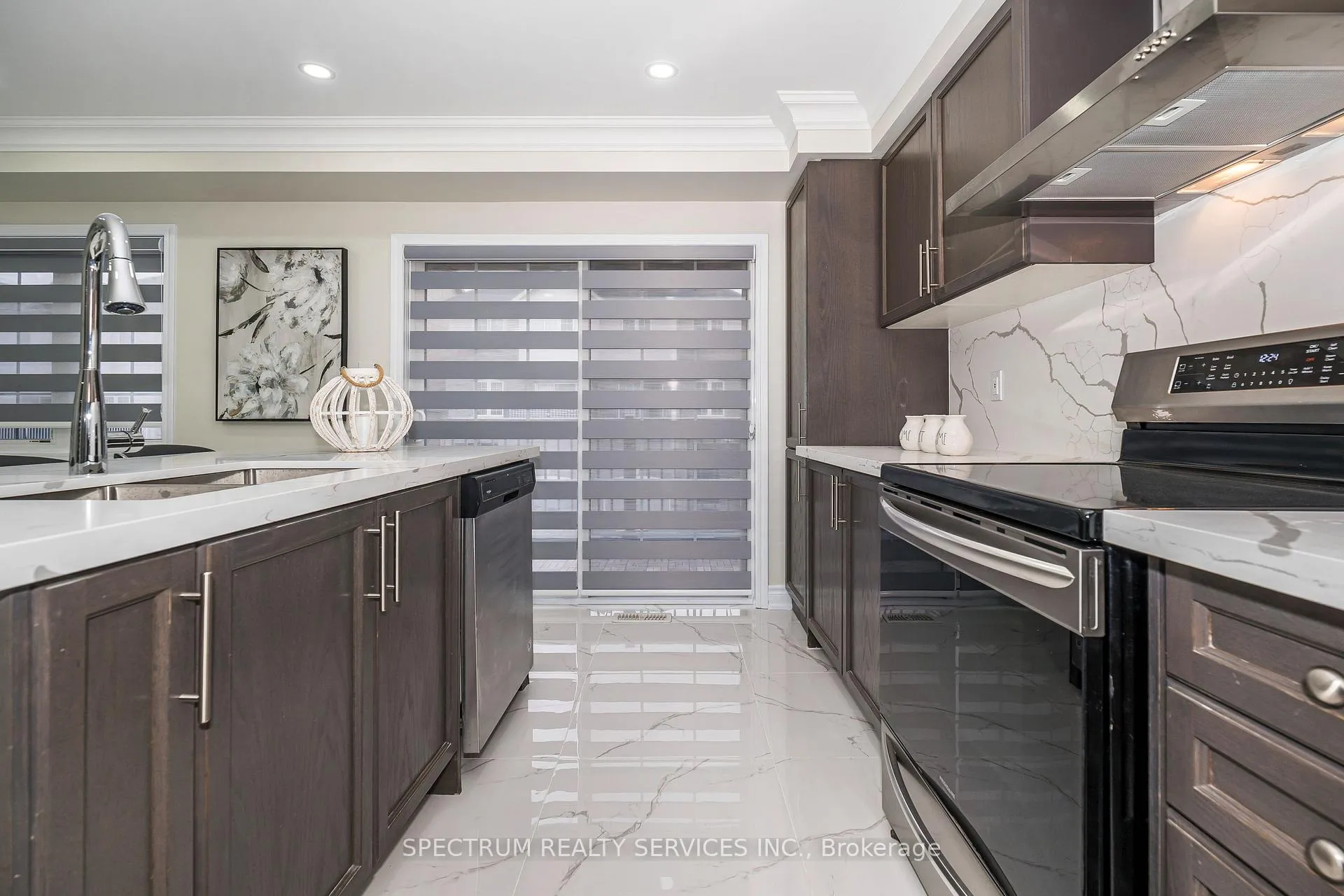 Photo 22 of 12 Camilleri Road, Ajax, Central East — HOMEH