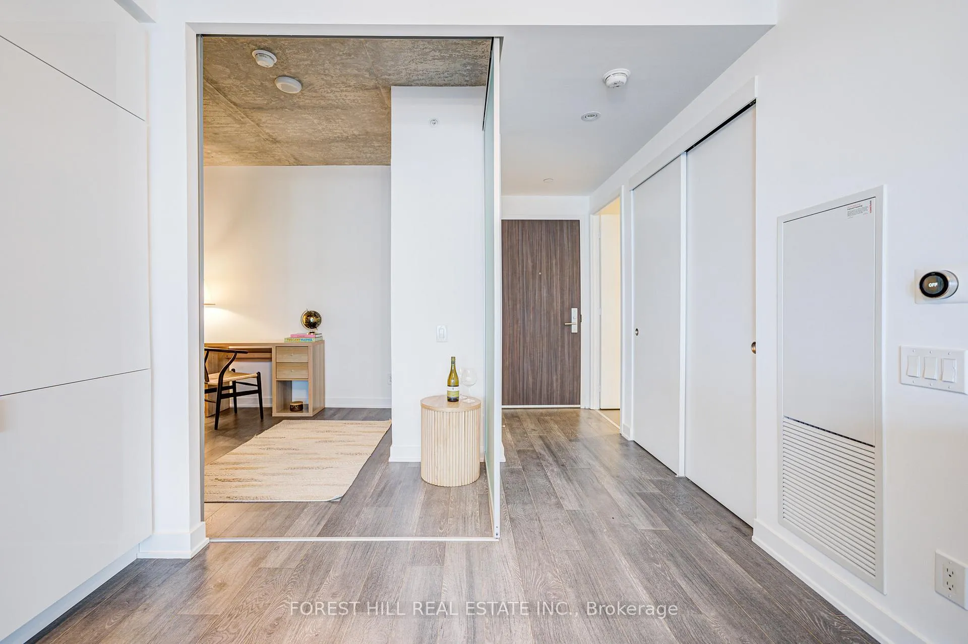 Photo 10 of Unit 2501, 185 Roehampton Avenue, Toronto, Mount Pleasant West — HOMEH