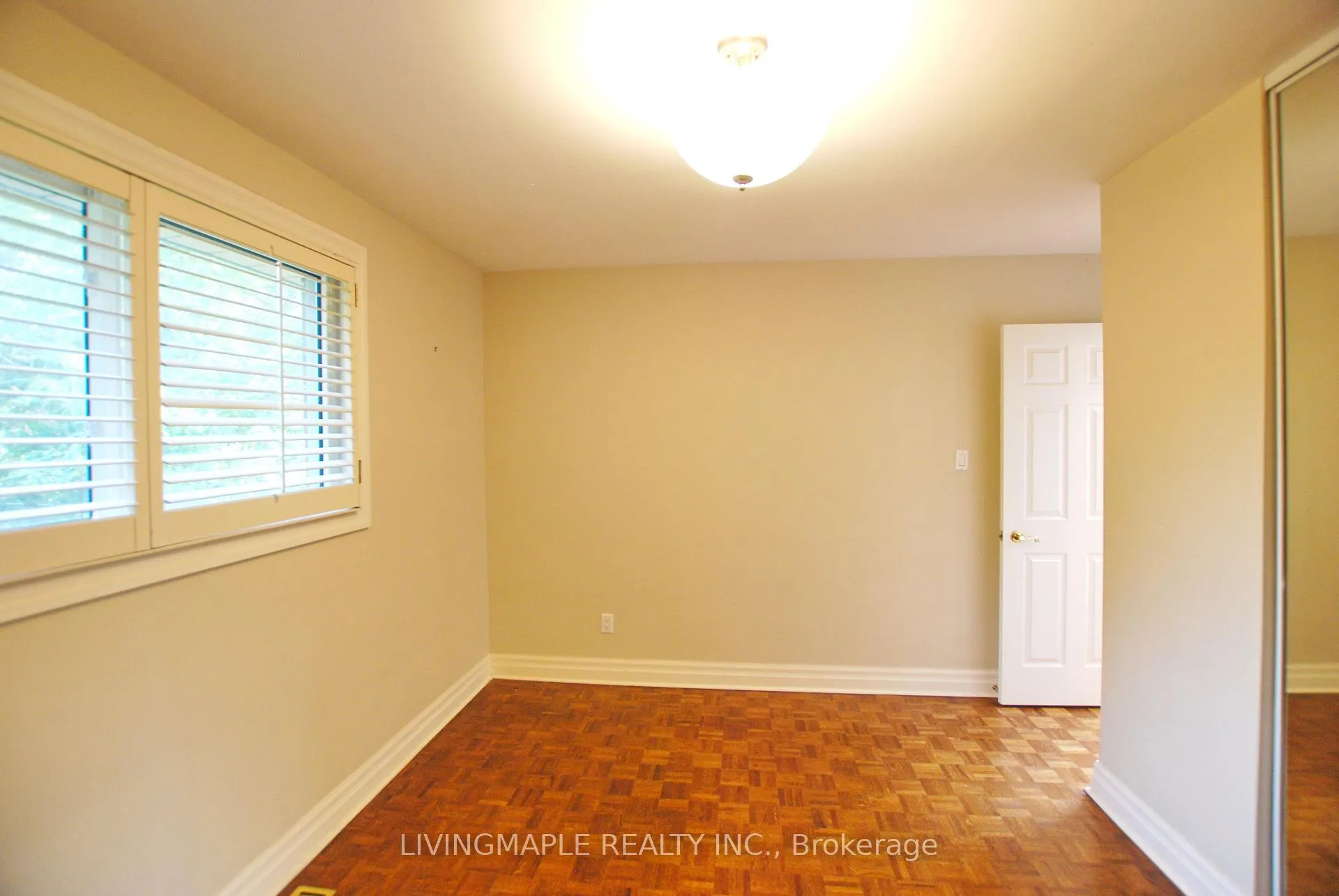Photo 17 of 19 Ladyslipper Court, Markham, Bayview Glen — HOMEH
