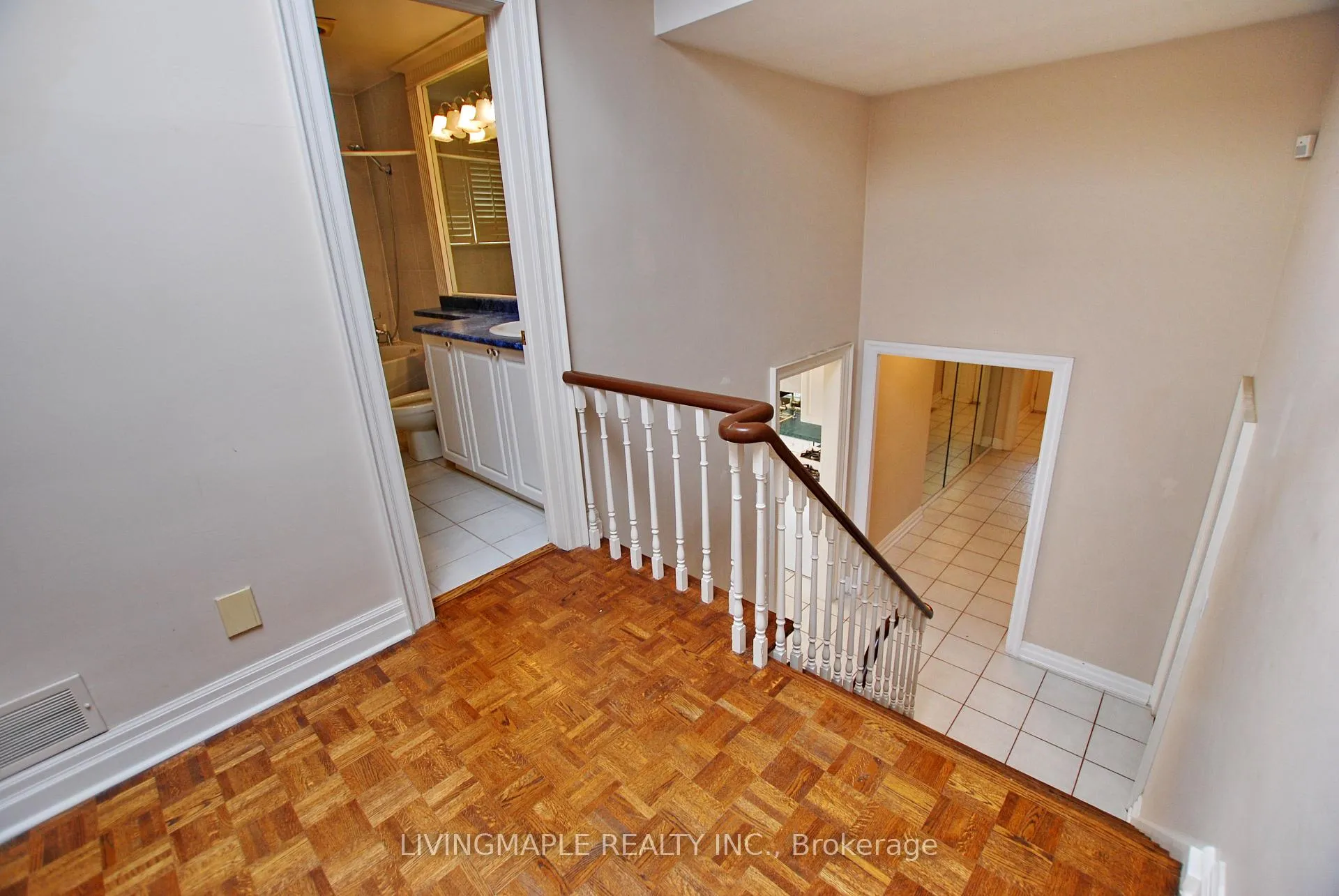 Photo 19 of 19 Ladyslipper Court, Markham, Bayview Glen — HOMEH