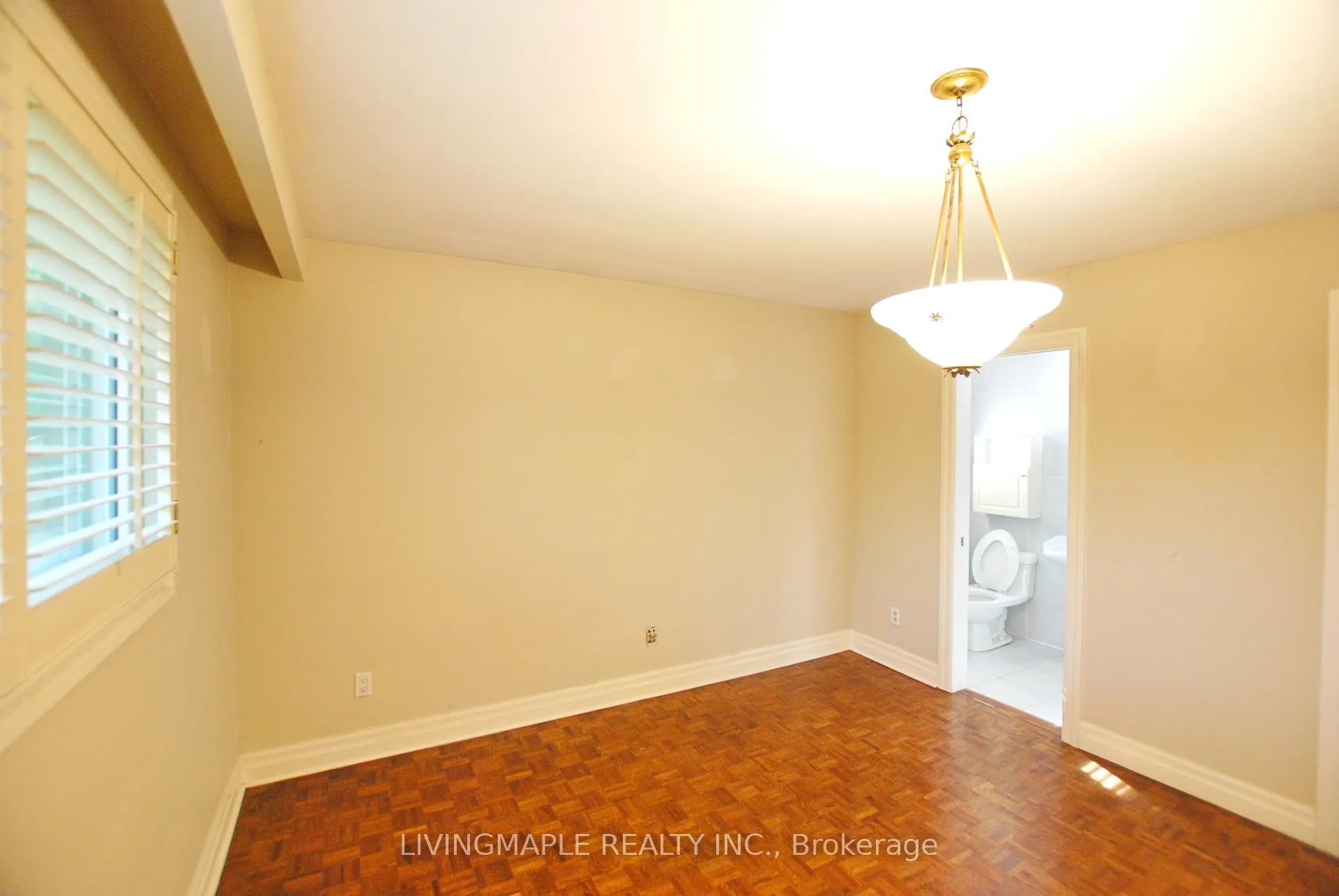 Photo 22 of 19 Ladyslipper Court, Markham, Bayview Glen — HOMEH