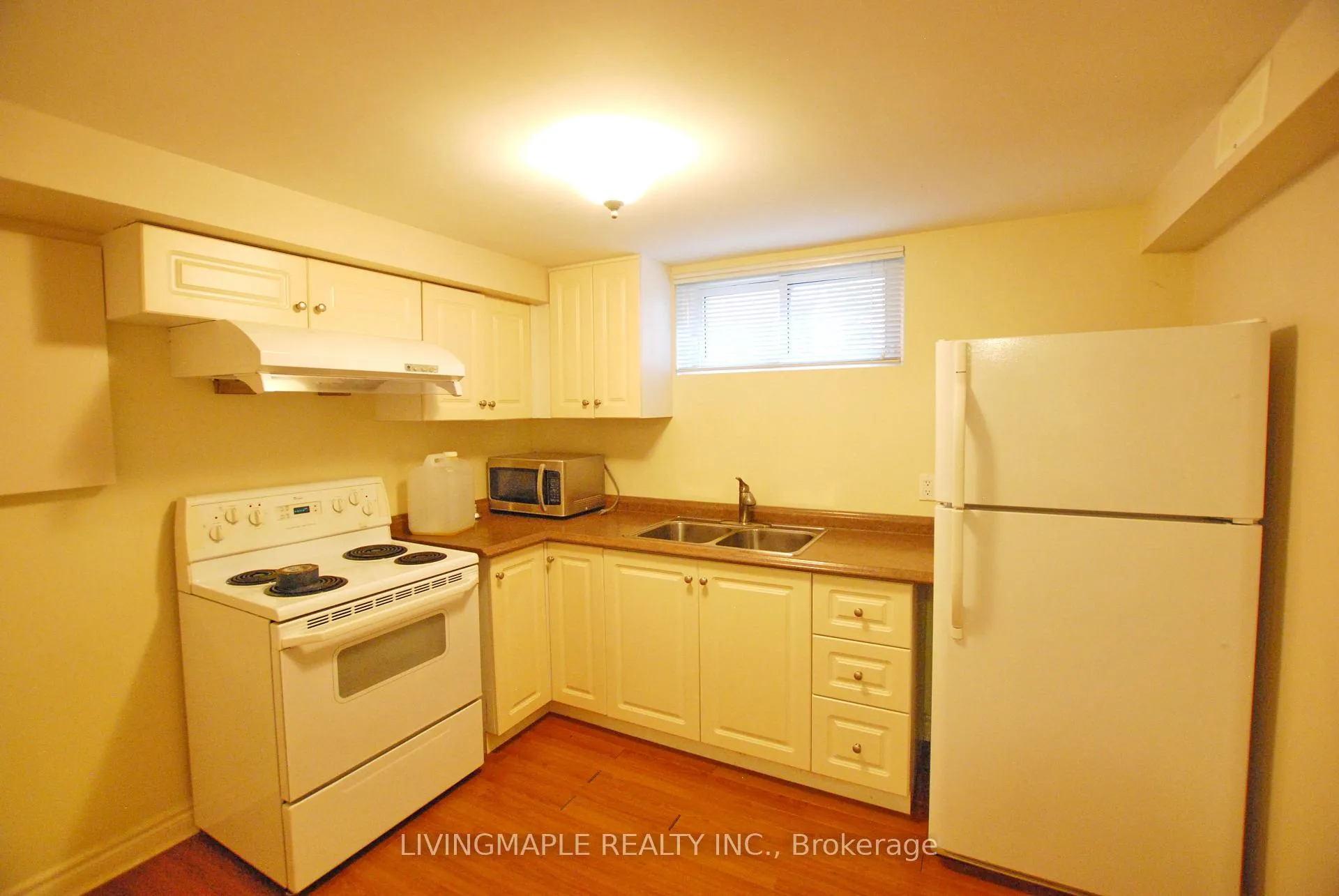Photo 32 of 19 Ladyslipper Court, Markham, Bayview Glen — HOMEH