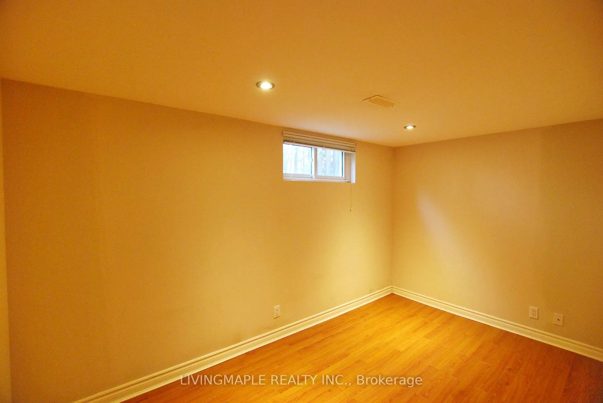 Photo 36 of 19 Ladyslipper Court, Markham, Bayview Glen — HOMEH