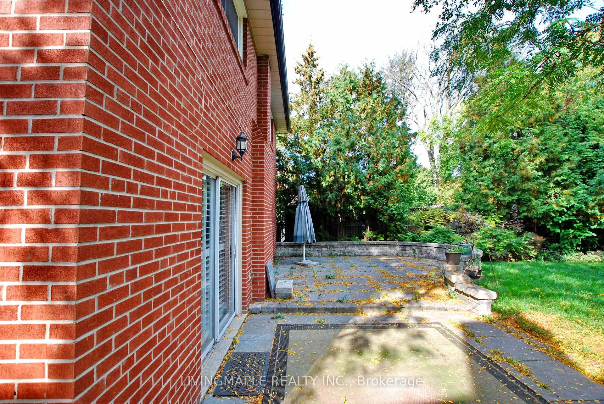 Photo 39 of 19 Ladyslipper Court, Markham, Bayview Glen — HOMEH