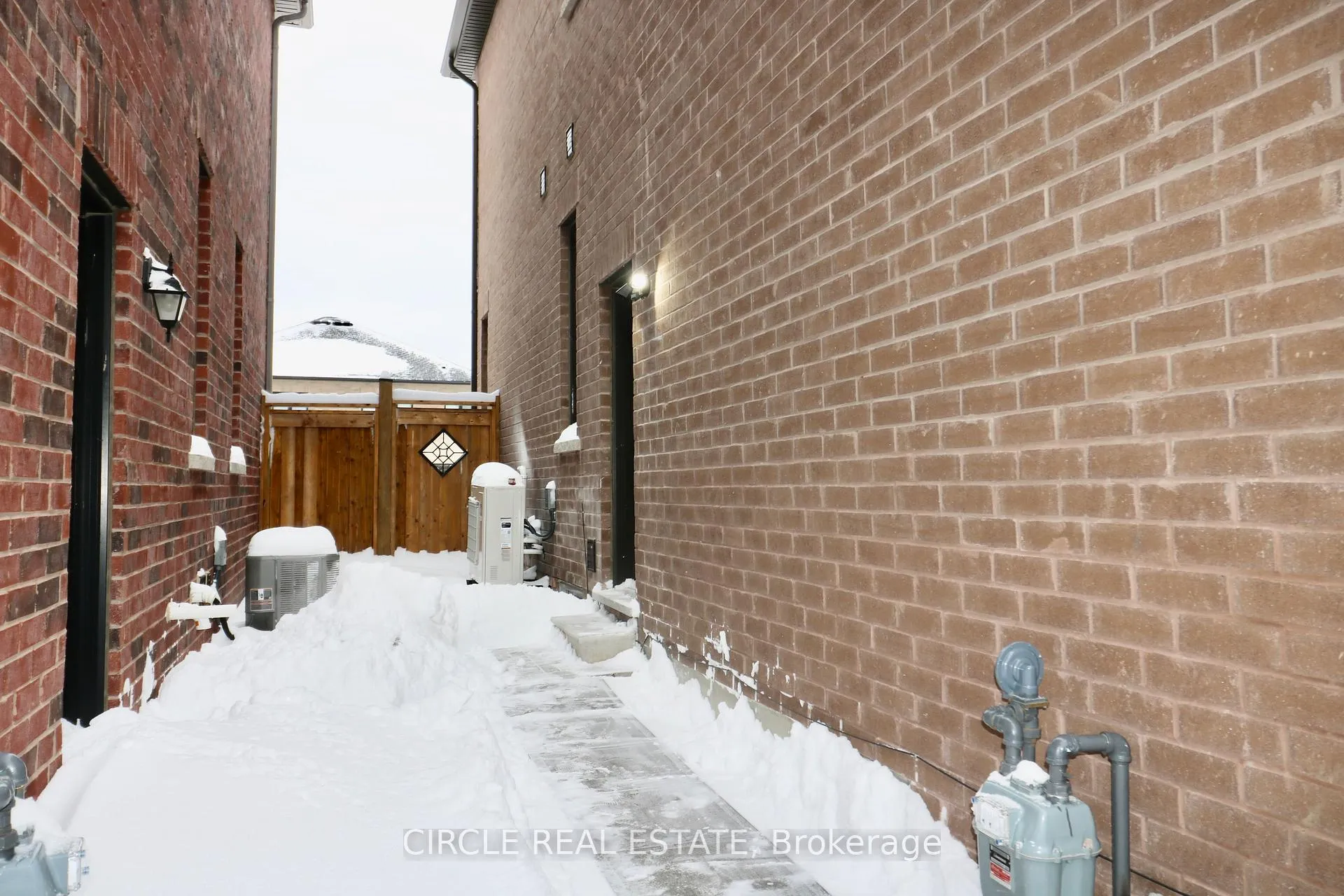 Photo 20 of 3 Hinkson Street, Whitby, Rural Whitby — HOMEH