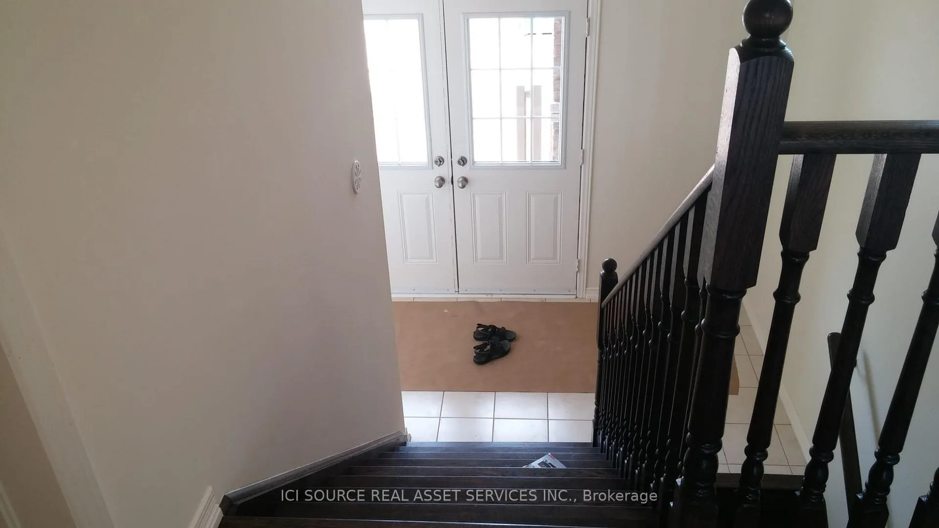 Photo 12 of 52 Chesterwood Crescent, Brampton, Credit Valley — HOMEH