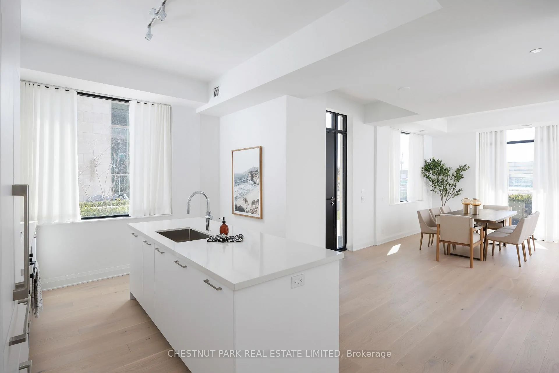 Photo 11 of Unit TH 8, 33 Frederick Todd Way, Toronto, Thorncliffe Park — HOMEH