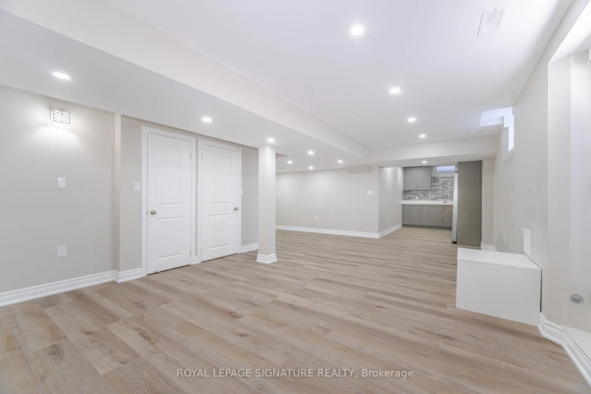 Photo 7 of Unit 2, 139 Don Minaker Drive, Brampton, Bram East — HOMEH