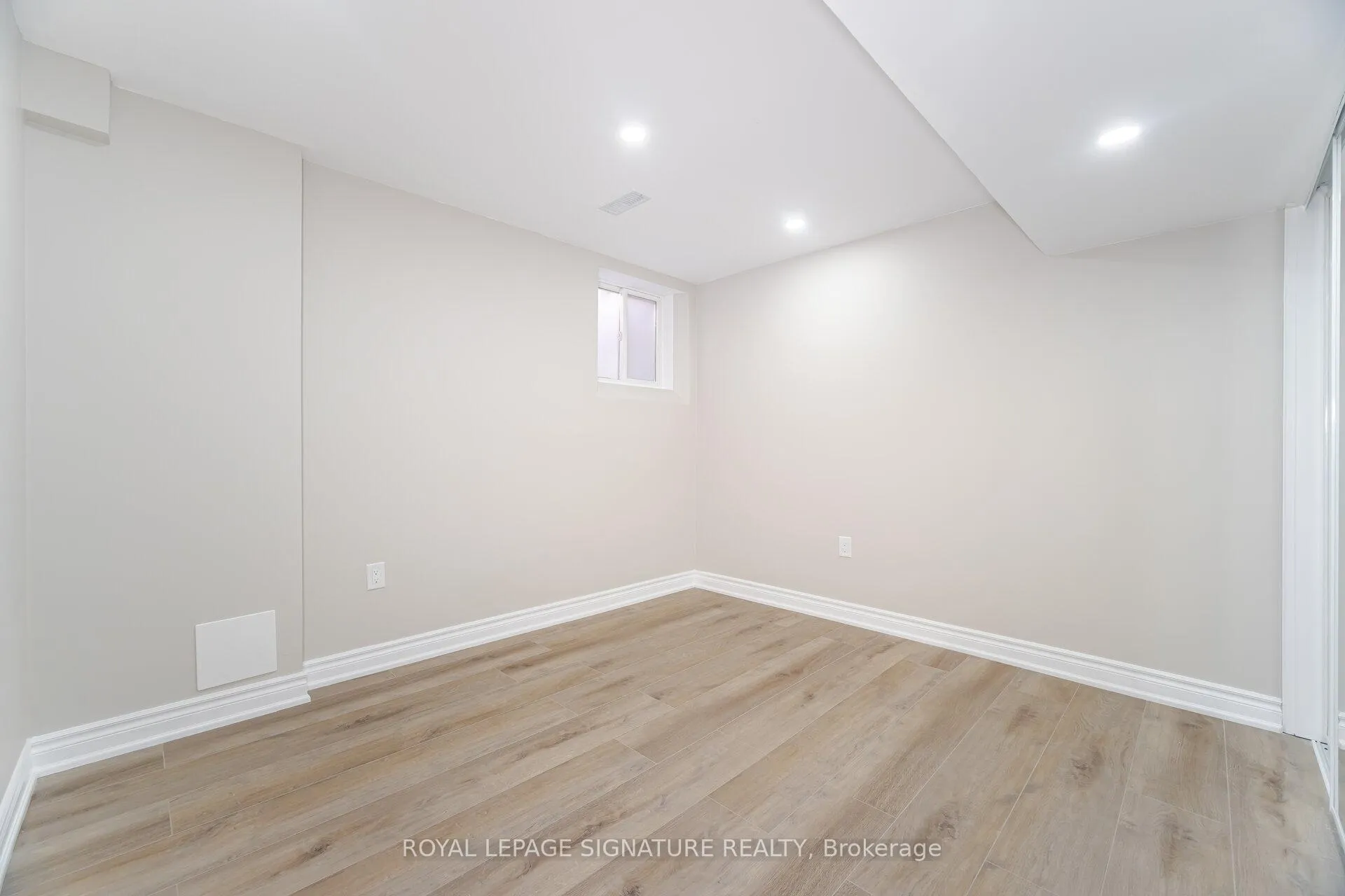 Photo 18 of Unit 2, 139 Don Minaker Drive, Brampton, Bram East — HOMEH