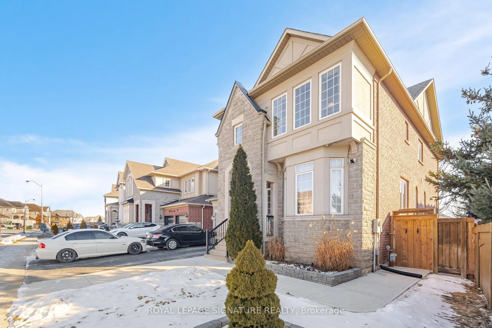 Photo 25 of Unit 2, 139 Don Minaker Drive, Brampton, Bram East — HOMEH