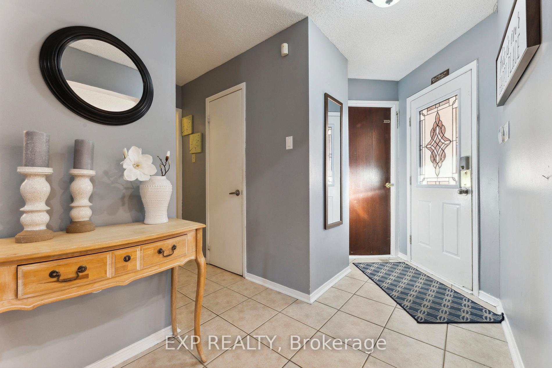 Photo 5 of 54 Magill Drive, Ajax, Central — HOMEH