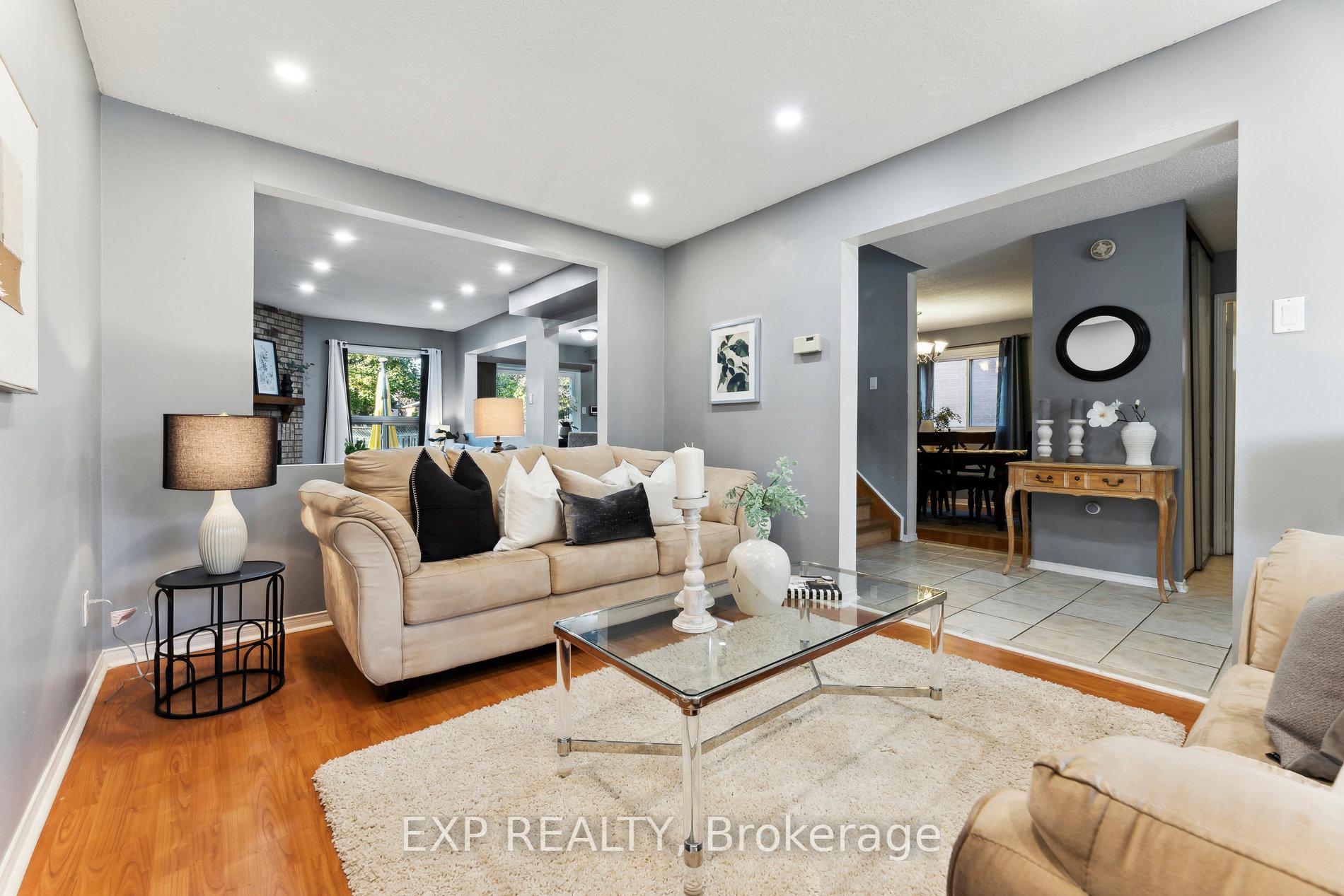 Photo 12 of 54 Magill Drive, Ajax, Central — HOMEH