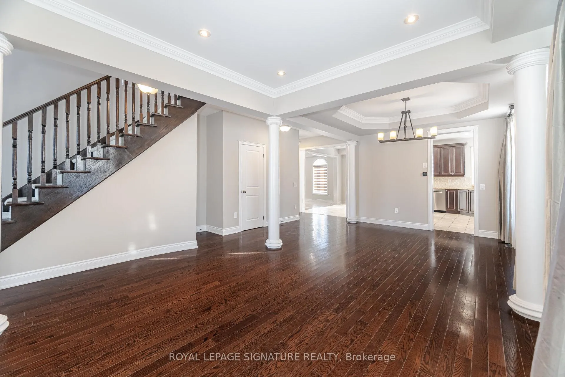 Photo 7 of Unit 1, 139 Don Minaker Drive, Brampton, Bram East — HOMEH