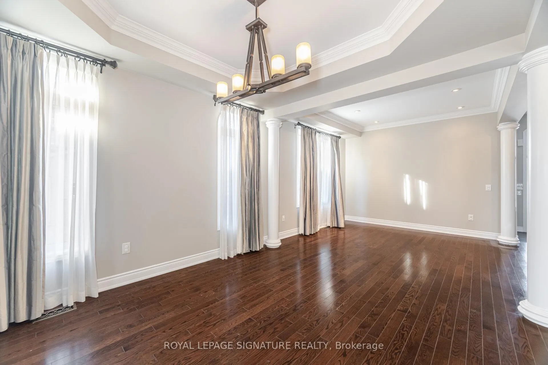 Photo 8 of Unit 1, 139 Don Minaker Drive, Brampton, Bram East — HOMEH