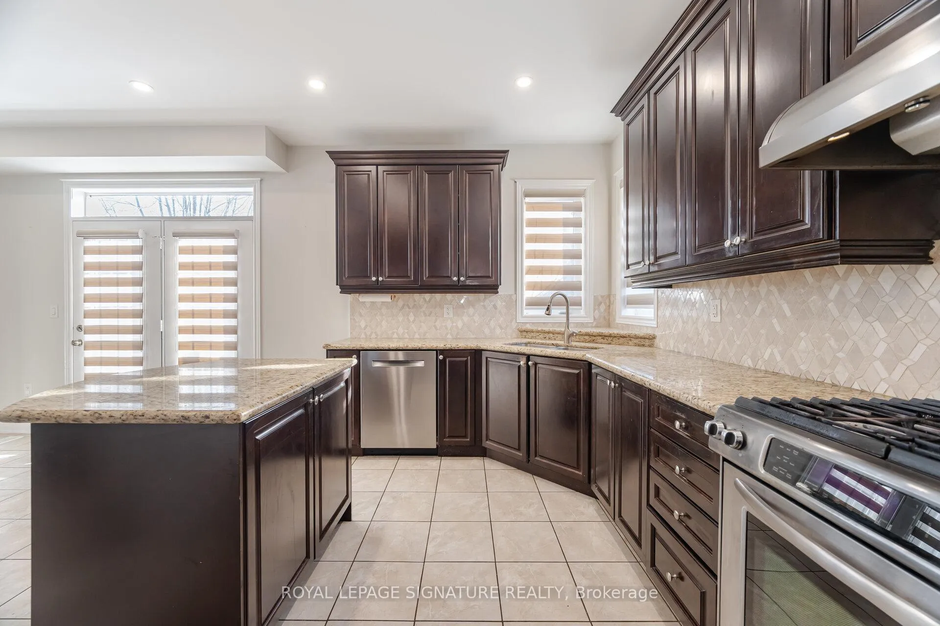 Photo 11 of Unit 1, 139 Don Minaker Drive, Brampton, Bram East — HOMEH