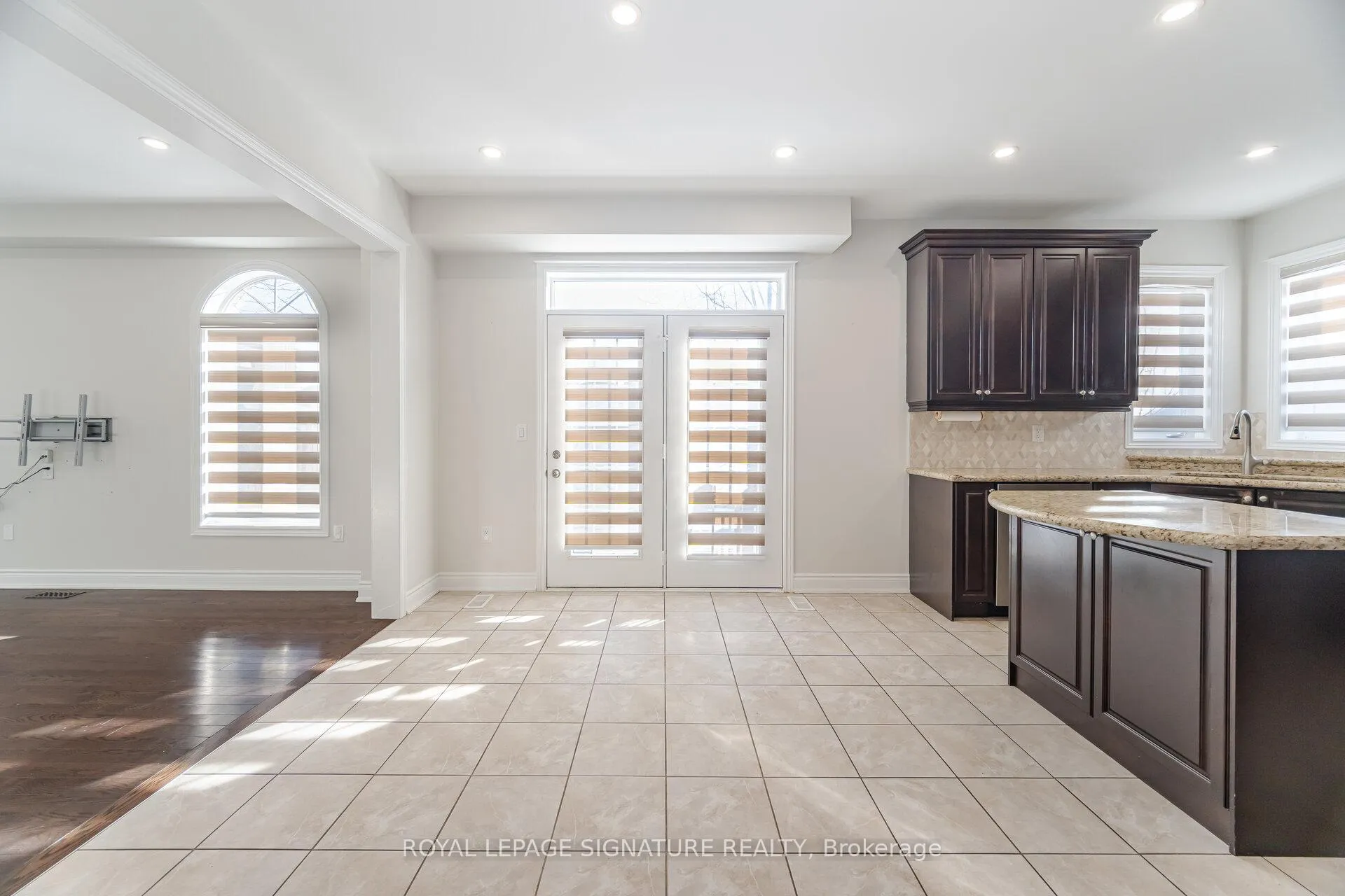 Photo 13 of Unit 1, 139 Don Minaker Drive, Brampton, Bram East — HOMEH