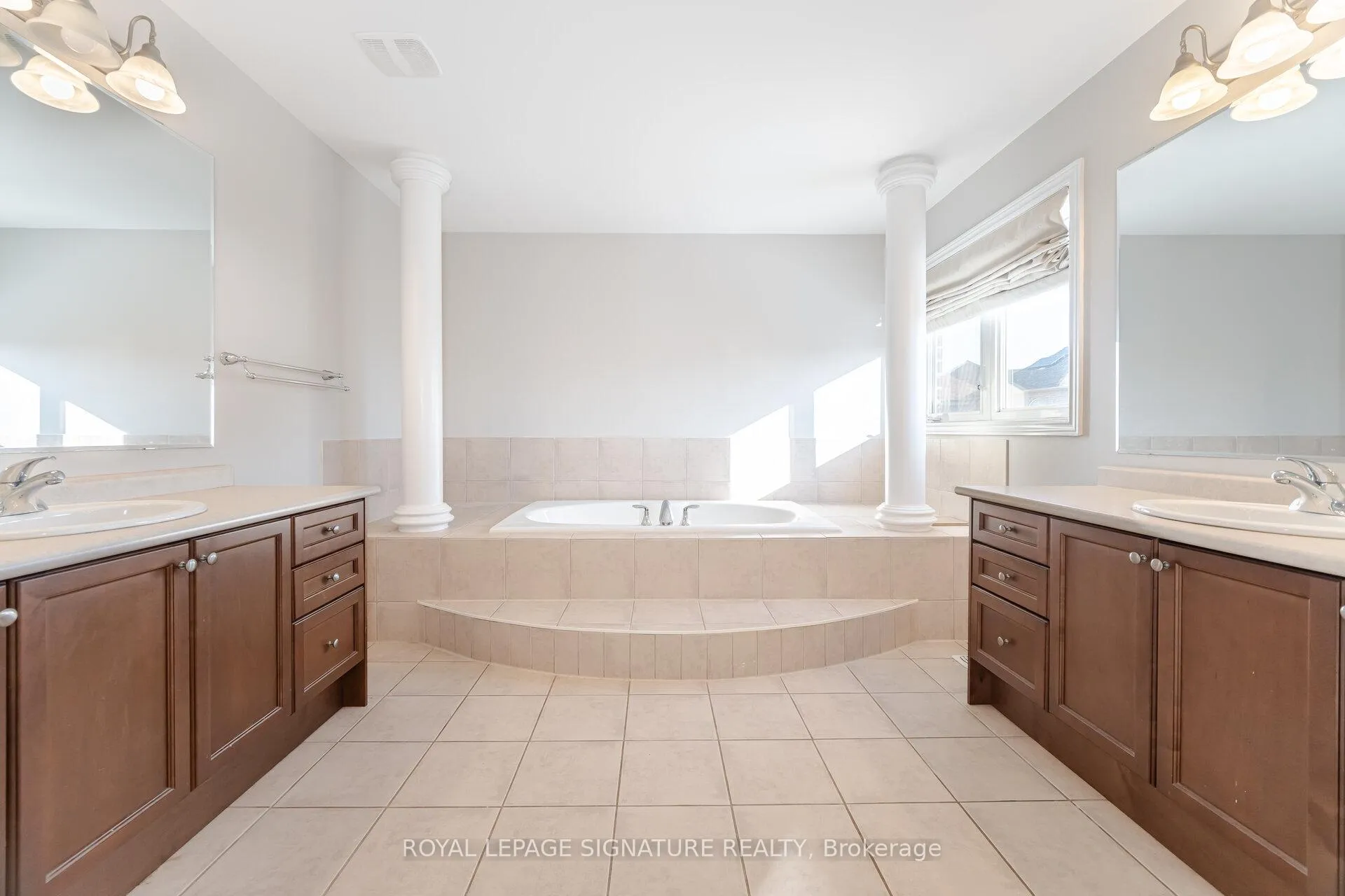 Photo 23 of Unit 1, 139 Don Minaker Drive, Brampton, Bram East — HOMEH