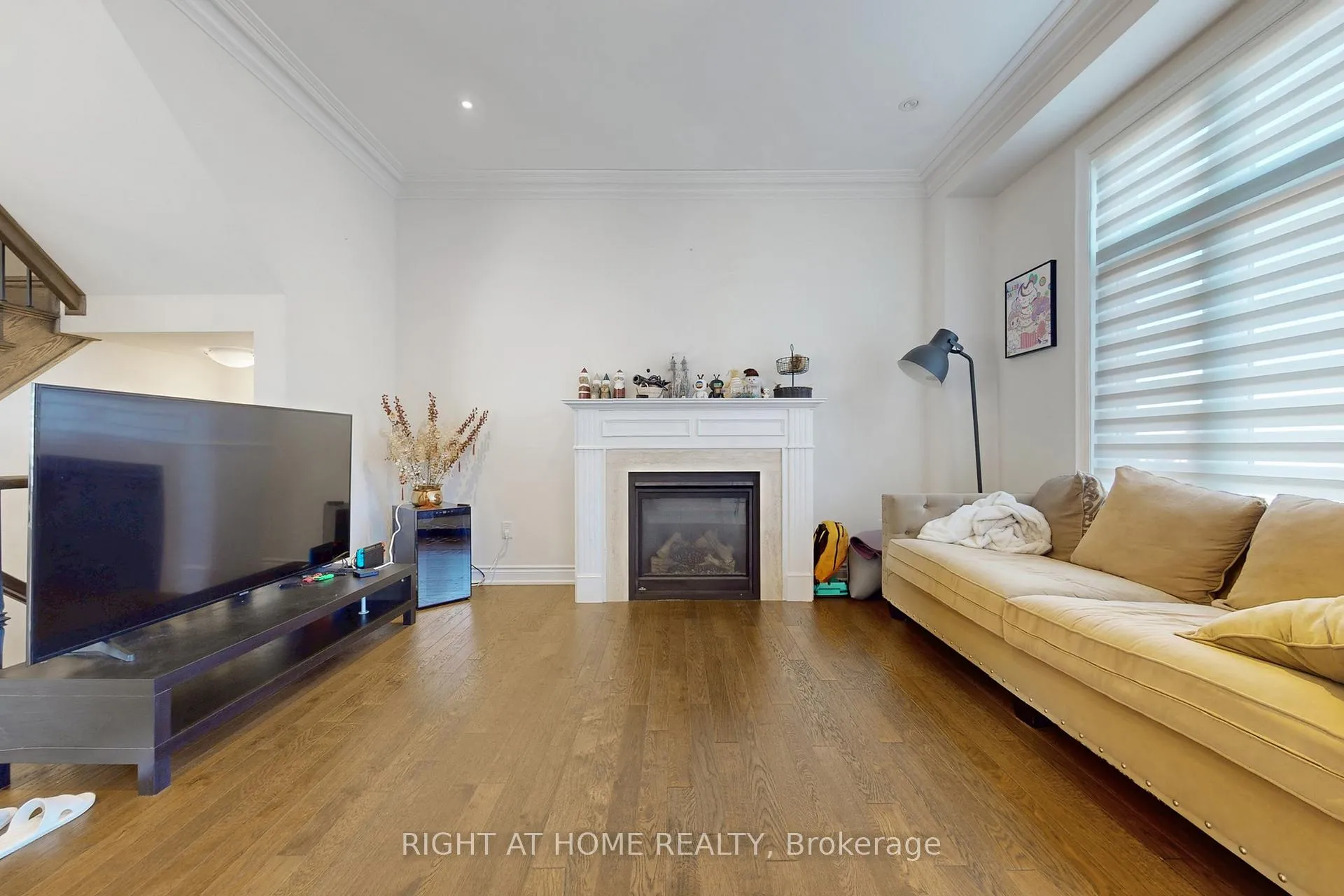 Photo 12 of 284 Angus Glen Boulevard, Markham, Angus Glen — HOMEH