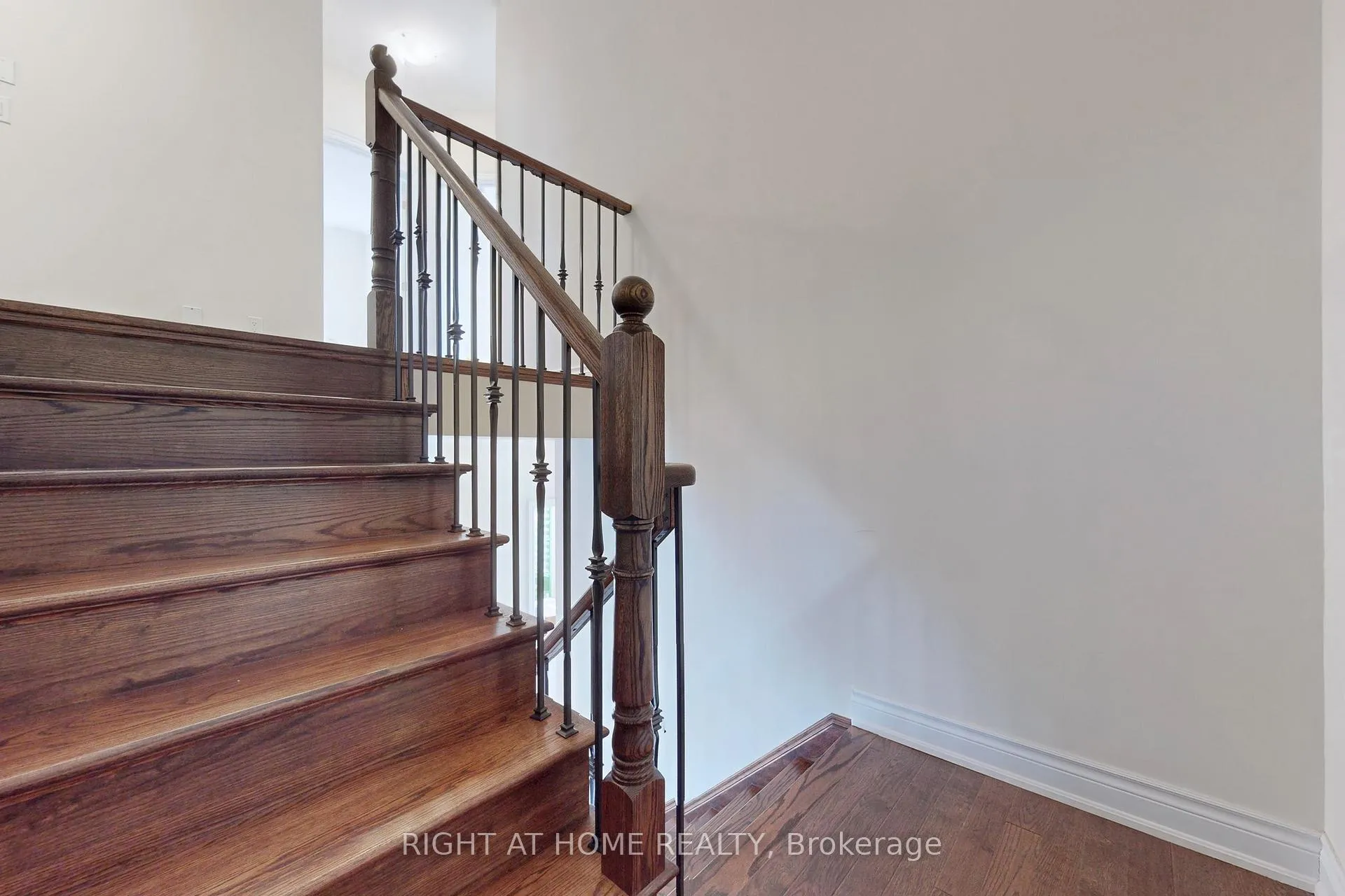 Photo 25 of 284 Angus Glen Boulevard, Markham, Angus Glen — HOMEH
