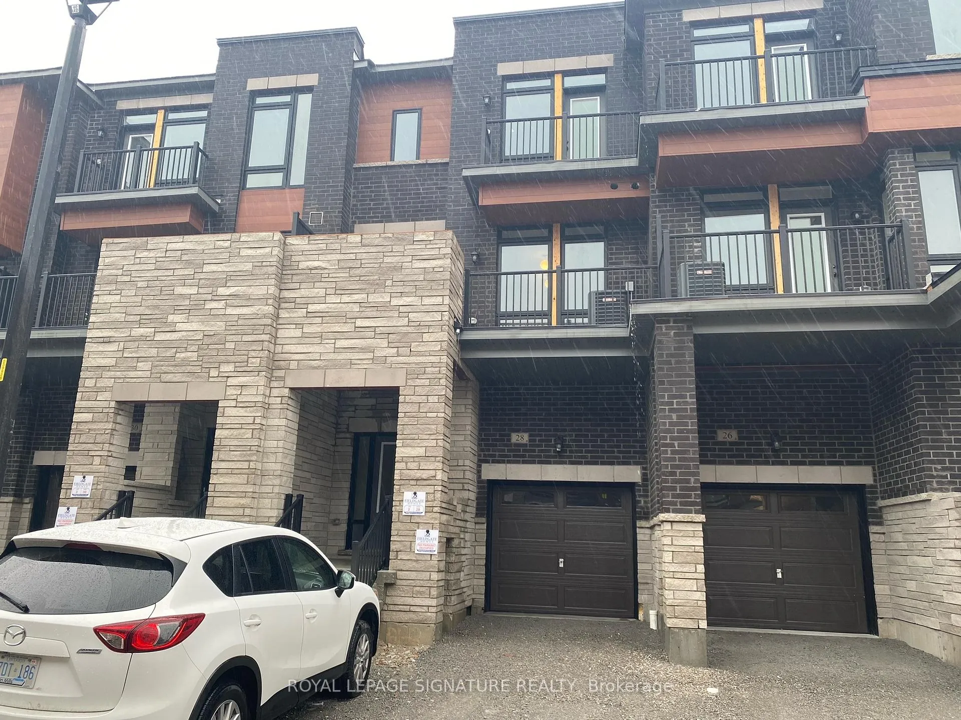 Photo 1 of 28 Cunliffe Lane, Ajax, South East — HOMEH