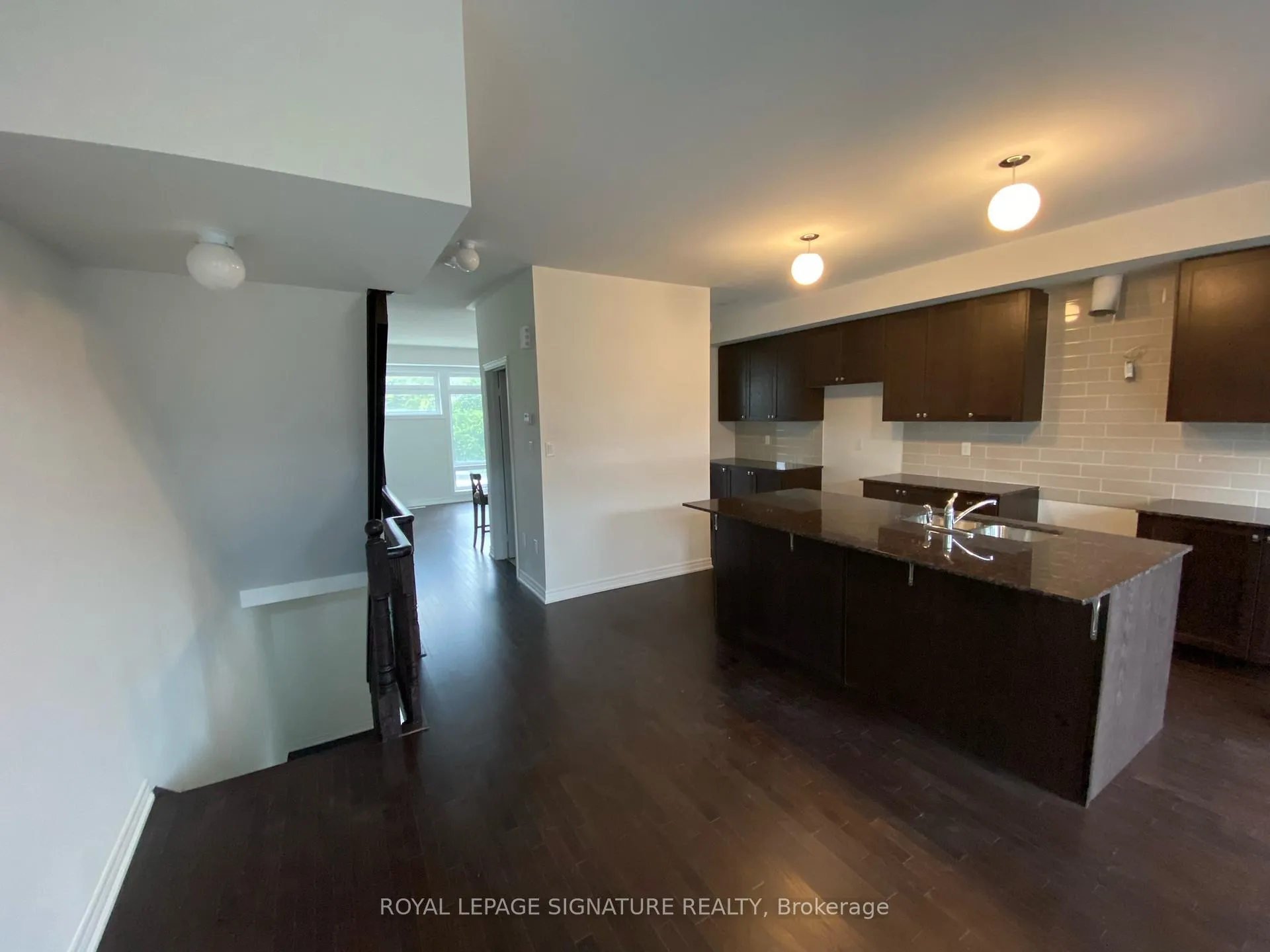 Photo 6 of 28 Cunliffe Lane, Ajax, South East — HOMEH