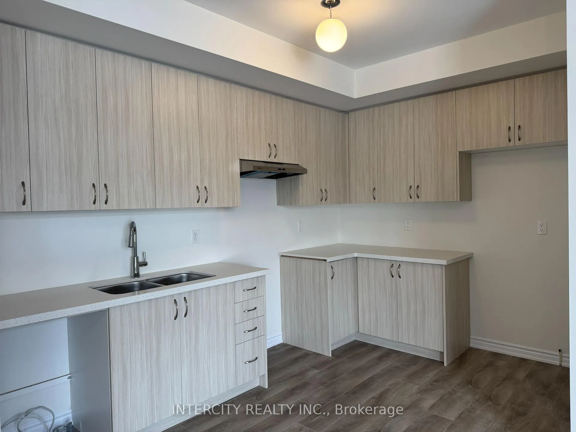 Photo 3 of 541 Tim Manley Avenue, Caledon, Rural Caledon — HOMEH
