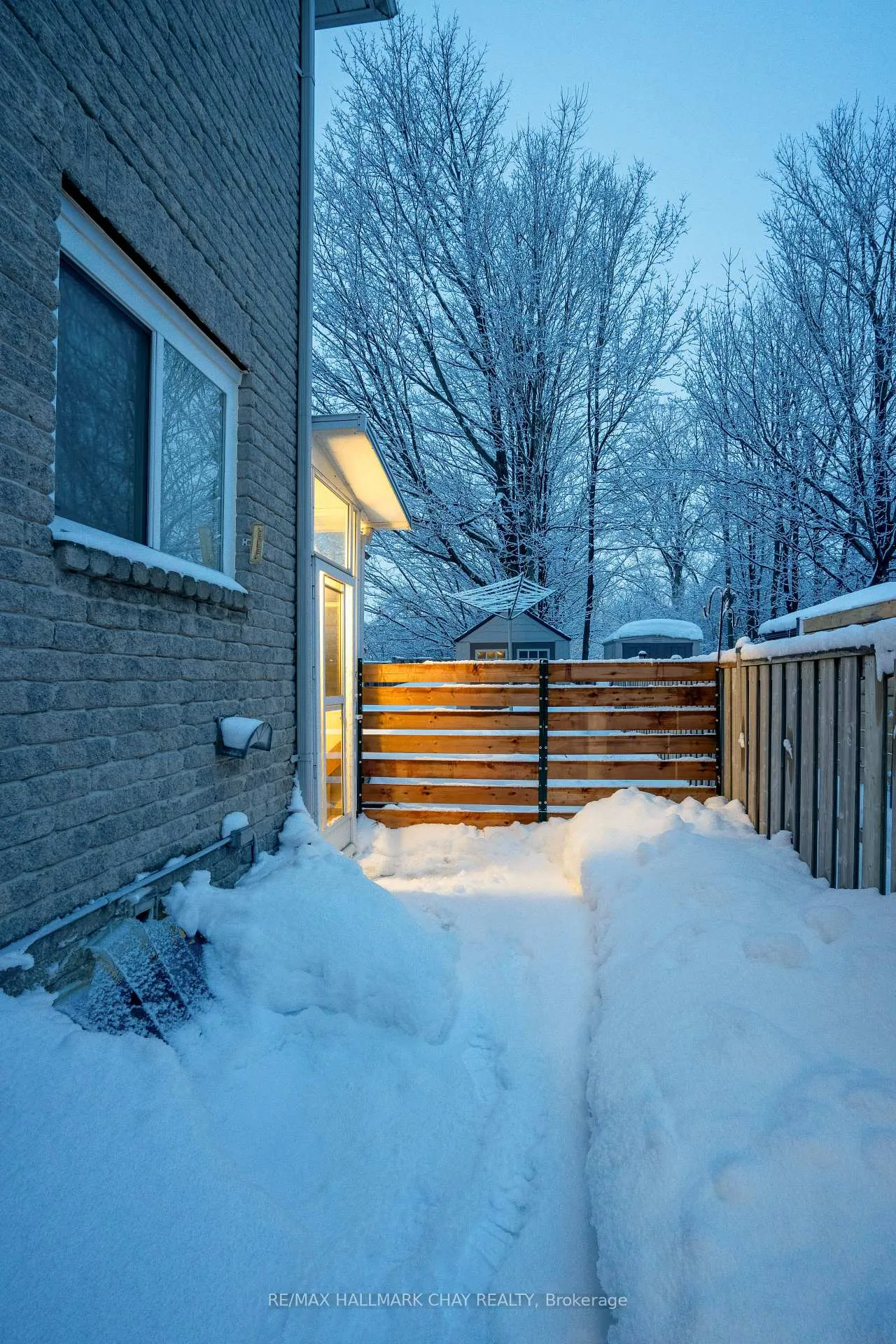 Photo 3 of Unit Basement, 10 Brighton Road, Barrie, Georgian Drive — HOMEH