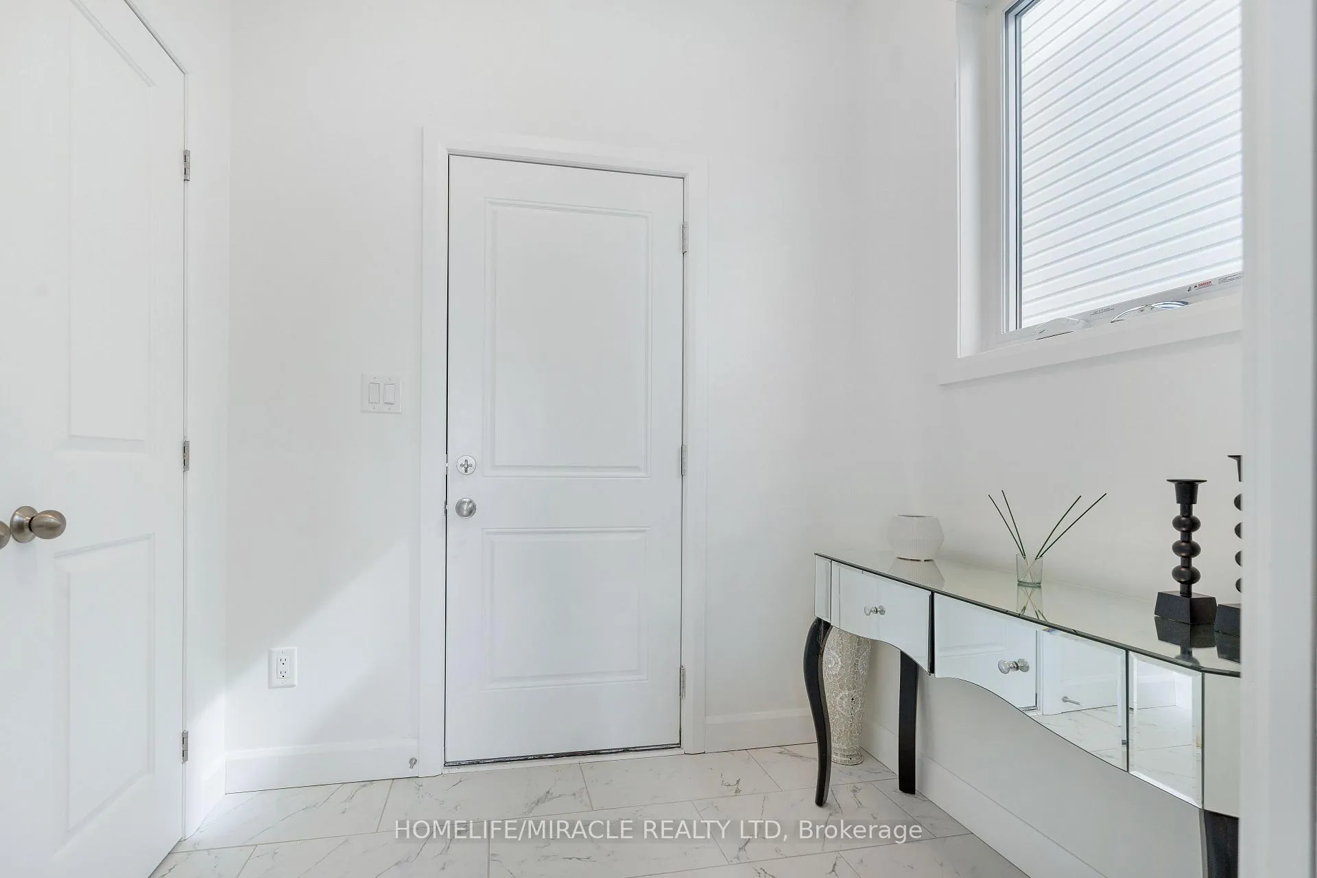 Photo 14 of 10 Walden Pond Drive, Loyalist, Amherstview — HOMEH