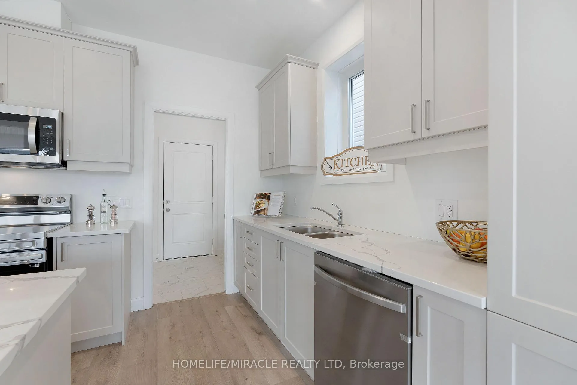 Photo 15 of 10 Walden Pond Drive, Loyalist, Amherstview — HOMEH