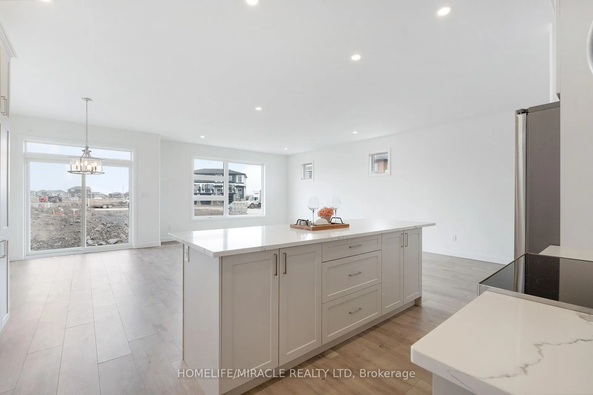 Photo 16 of 10 Walden Pond Drive, Loyalist, Amherstview — HOMEH