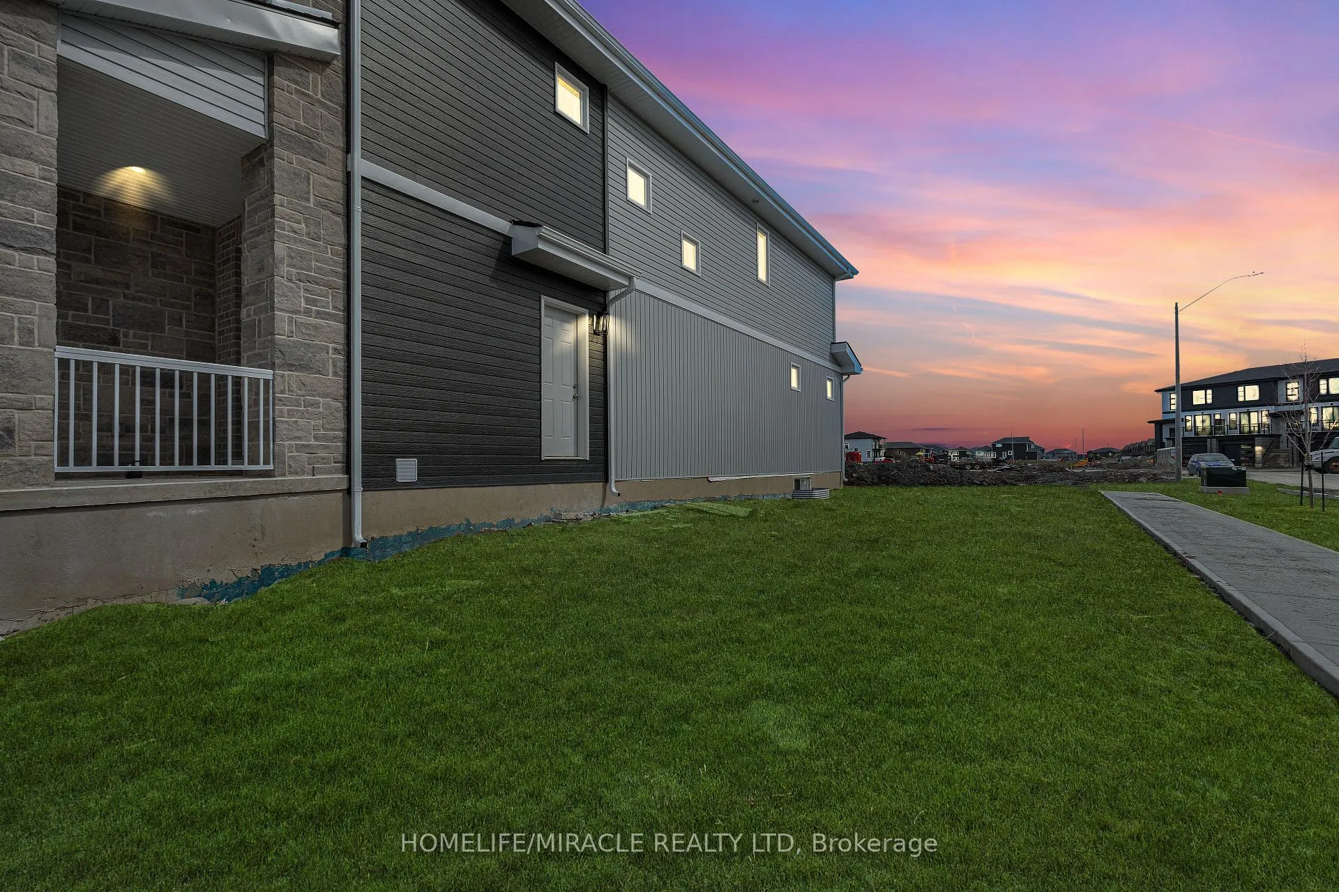 Photo 28 of 10 Walden Pond Drive, Loyalist, Amherstview — HOMEH