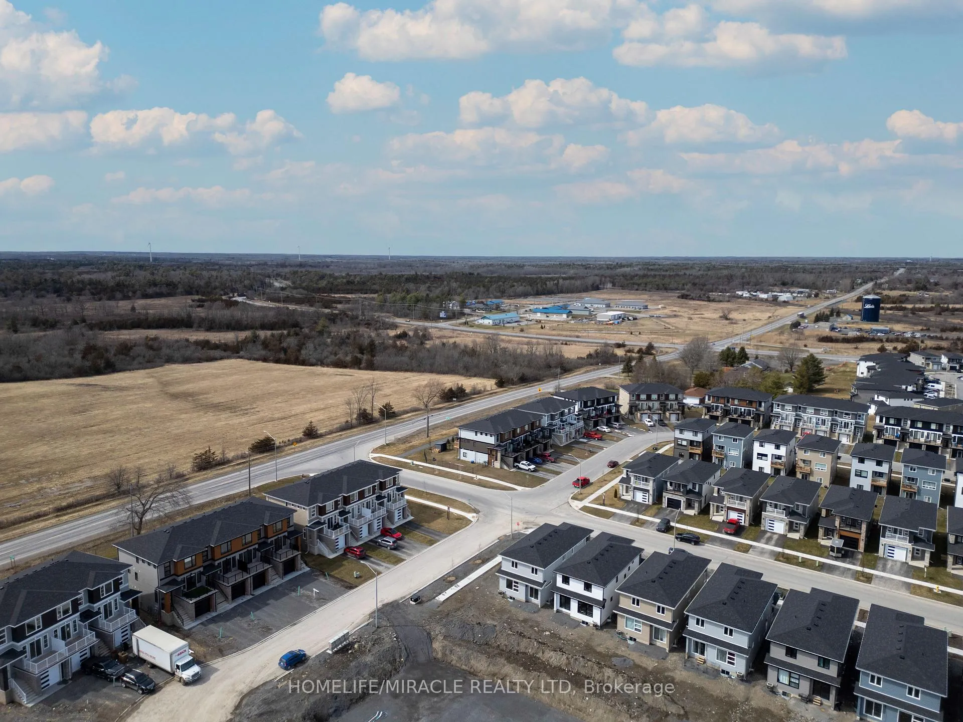 Photo 32 of 10 Walden Pond Drive, Loyalist, Amherstview — HOMEH