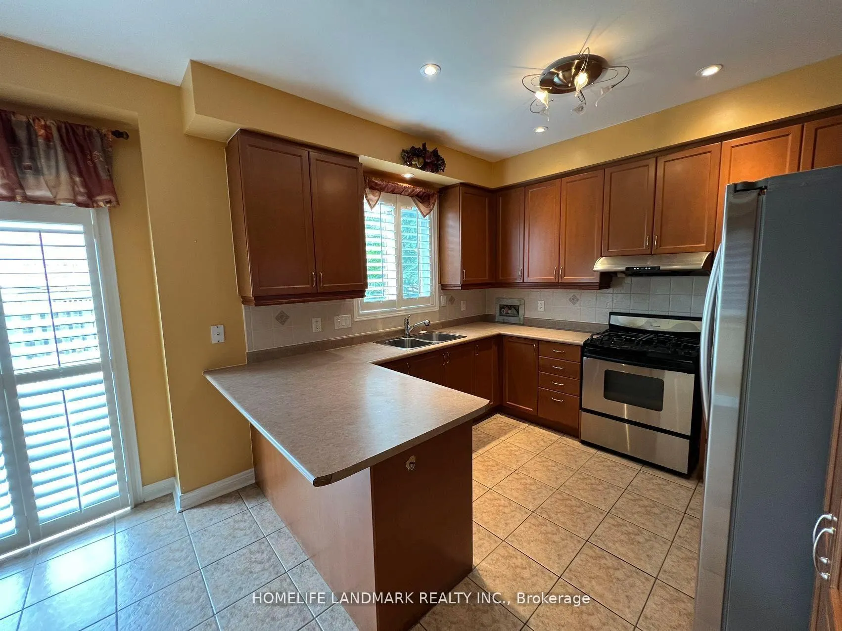 Photo 7 of 35 Kindy Street, Markham, Wismer — HOMEH