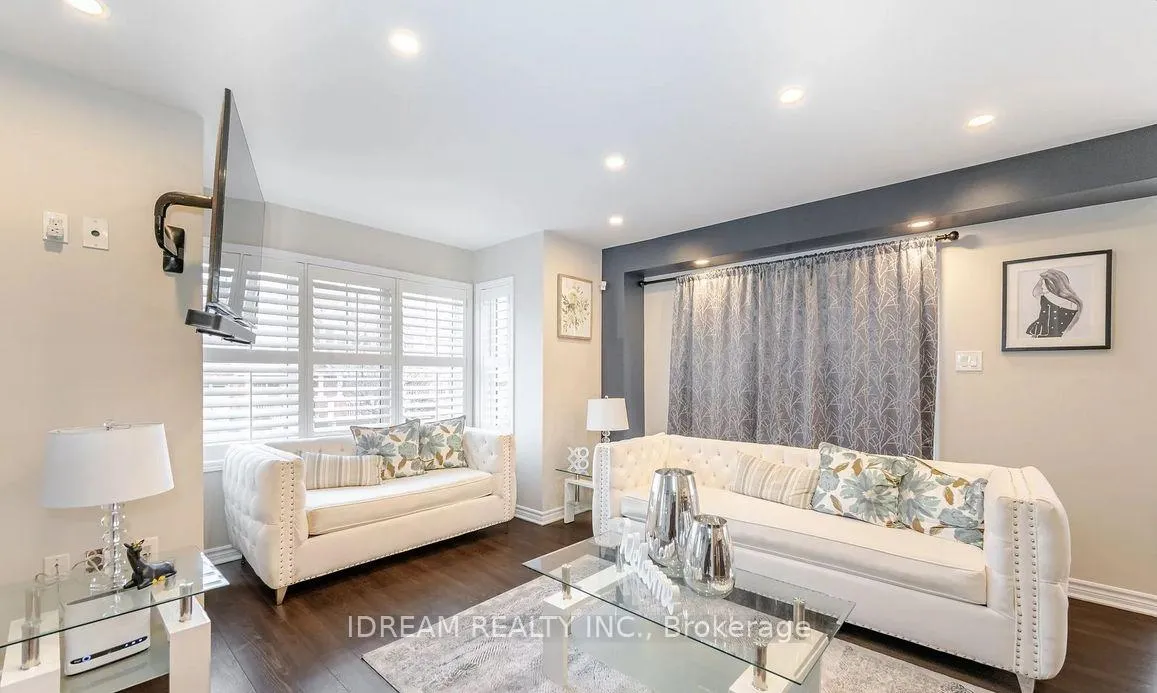 Photo 4 of Unit Upper, 3 Leblanc Crescent, Brampton, Northwest Brampton — HOMEH