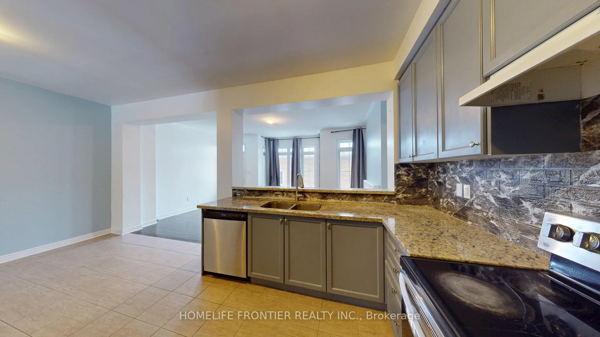 Photo 6 of 246 Inspire Boulevard, Brampton, Sandringham-Wellington North — HOMEH