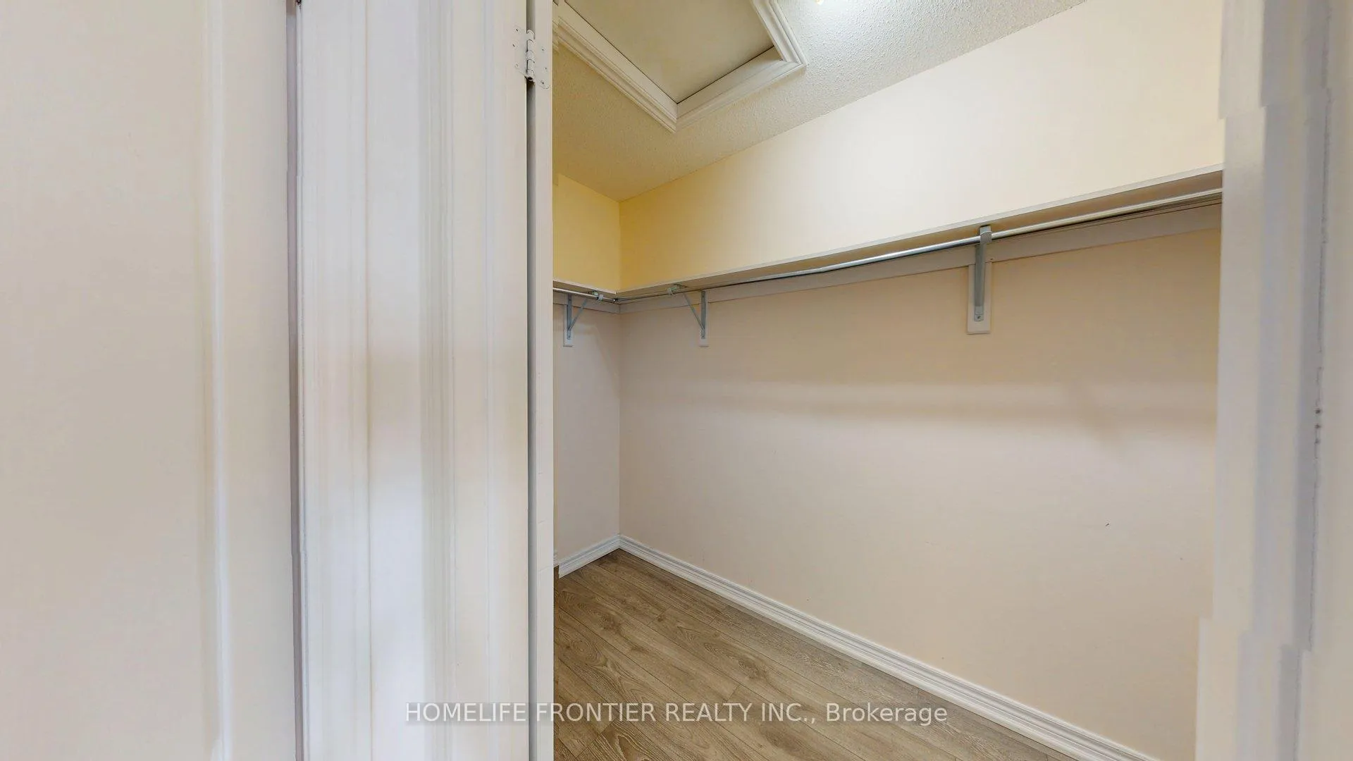 Photo 17 of 246 Inspire Boulevard, Brampton, Sandringham-Wellington North — HOMEH